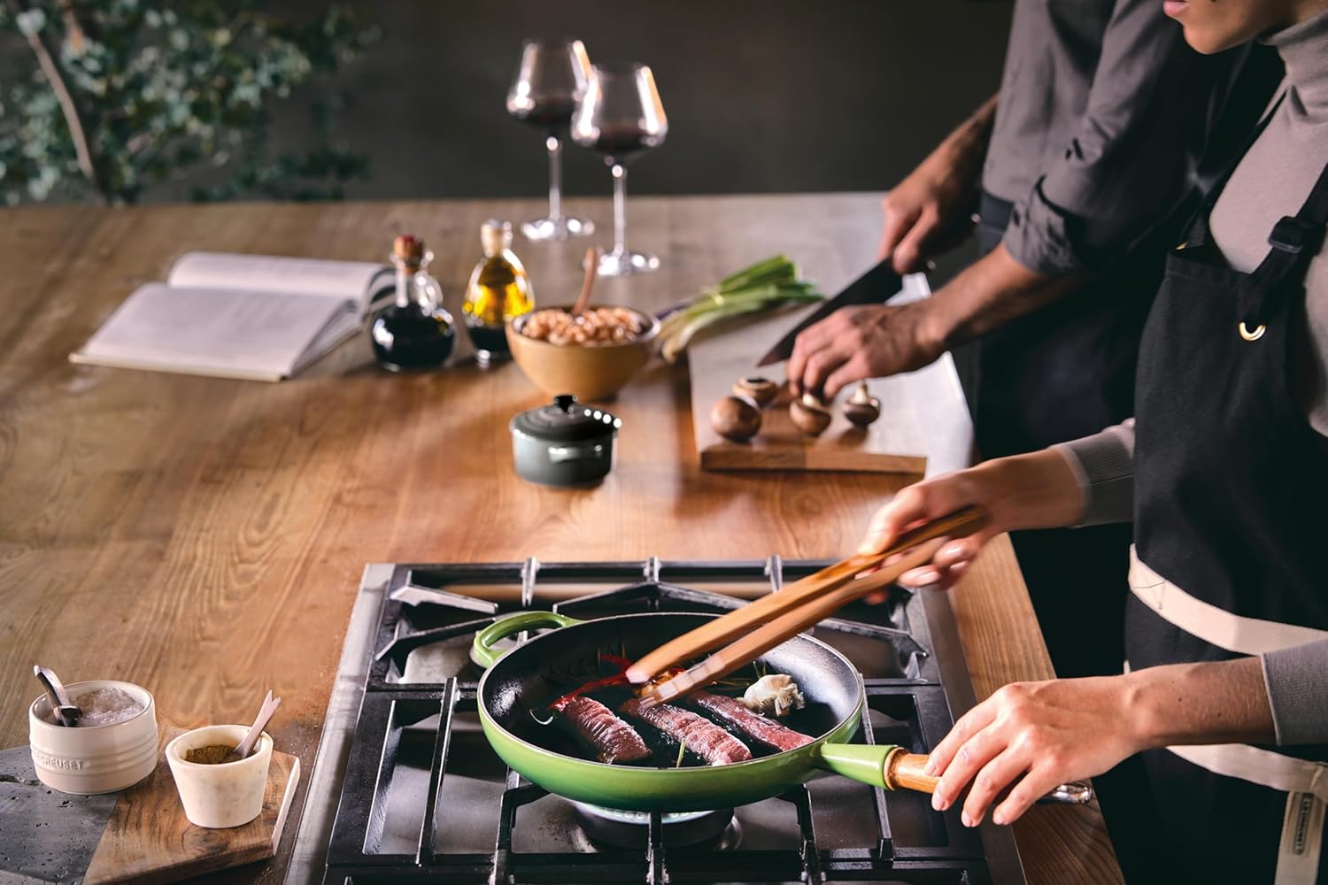 LE CREUSET Signature gusseiserne Bratpfanne mit Holzgriff 28 cm Bamboo, 20258284080422