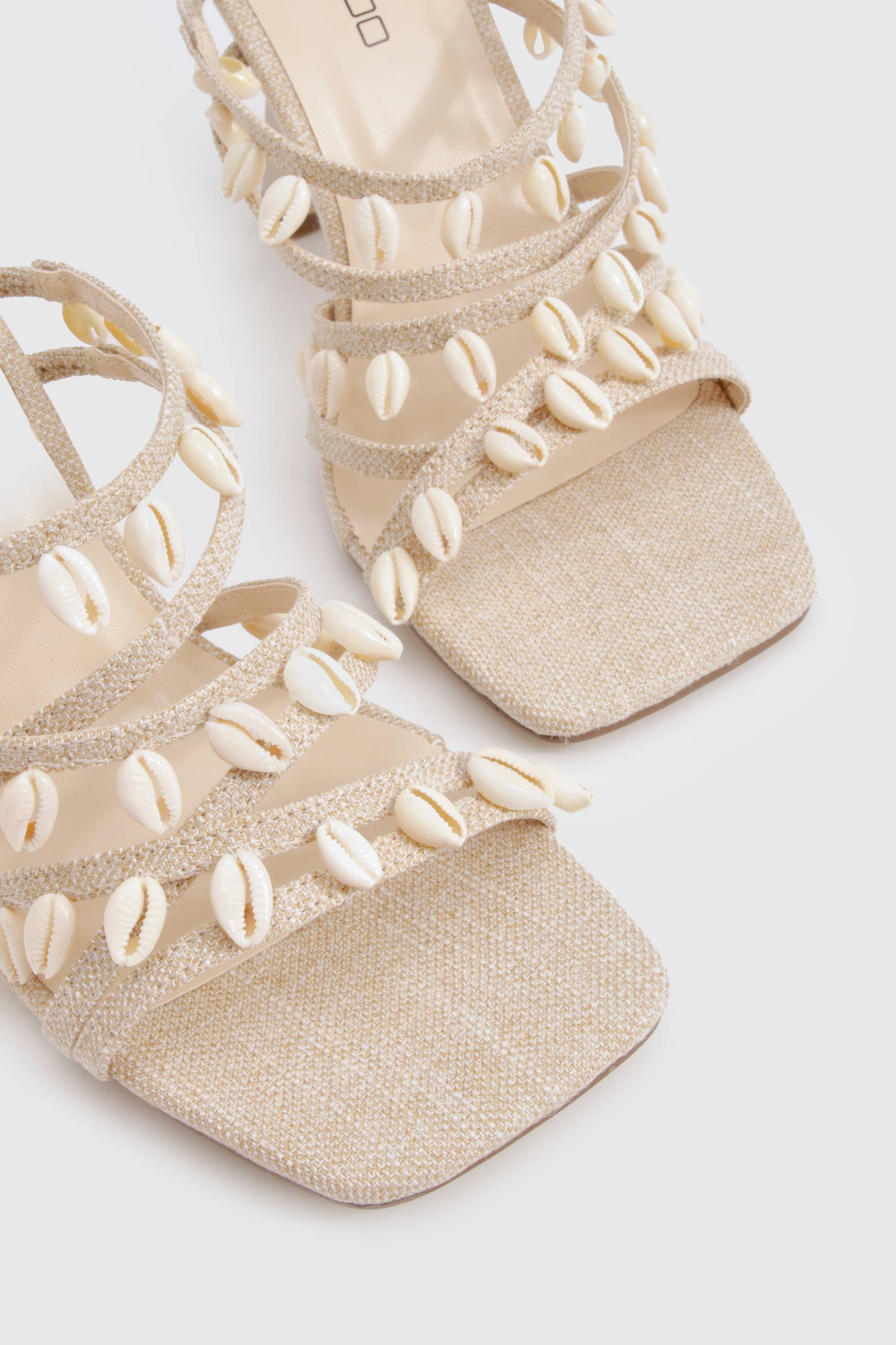boohoo Mules à talons hauts à brides avec détail coquillage