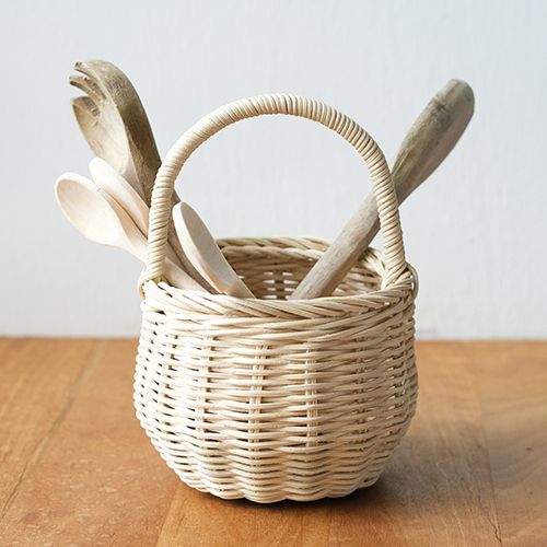 Olli ella berry basket - straw