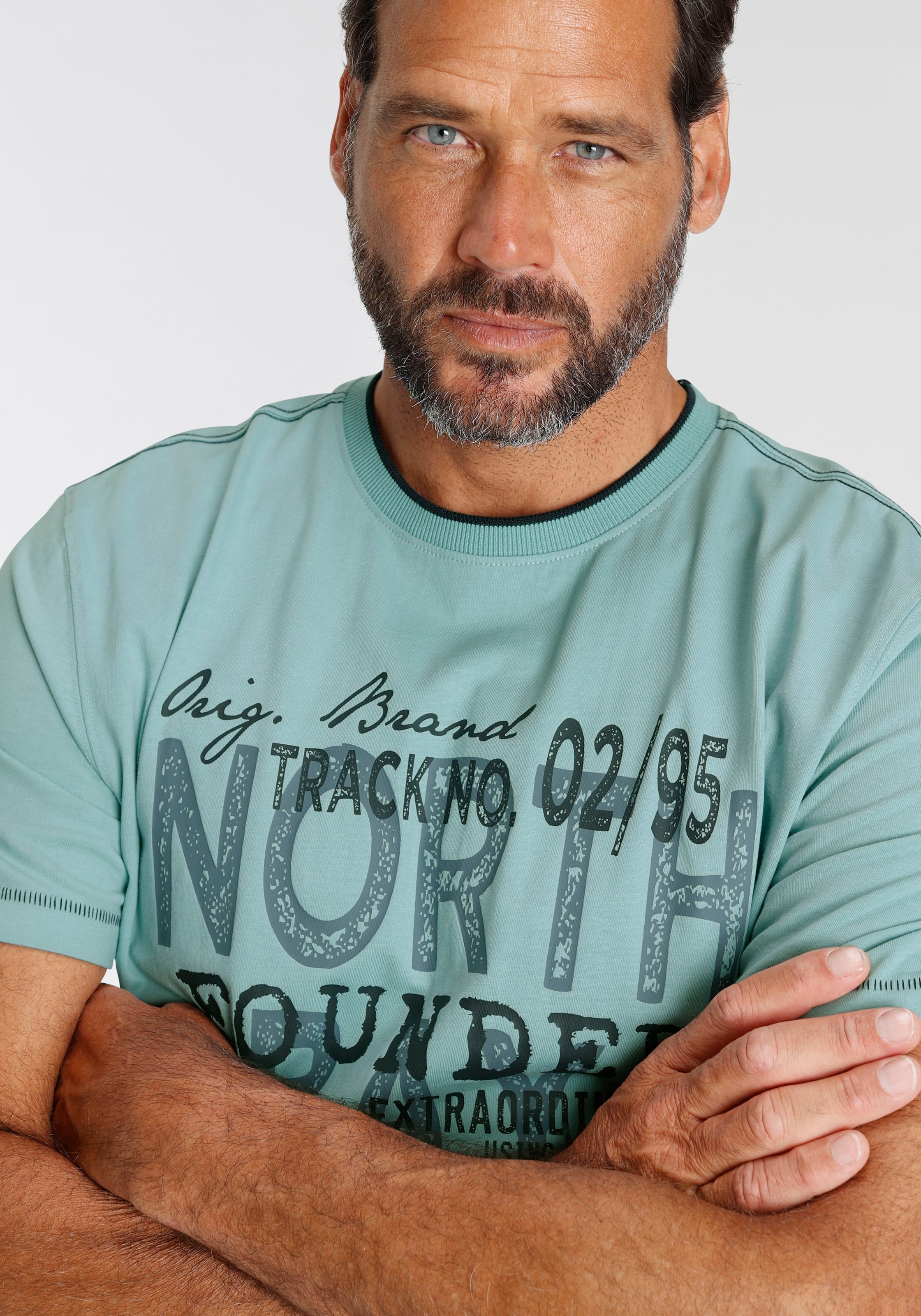 Man's World T-Shirt , Kurzarm,  lässige Passform,  mit coolem Print,  Rundhalsausschnitt