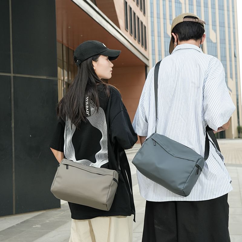 Wavecho - Effen crossbodytas met rits