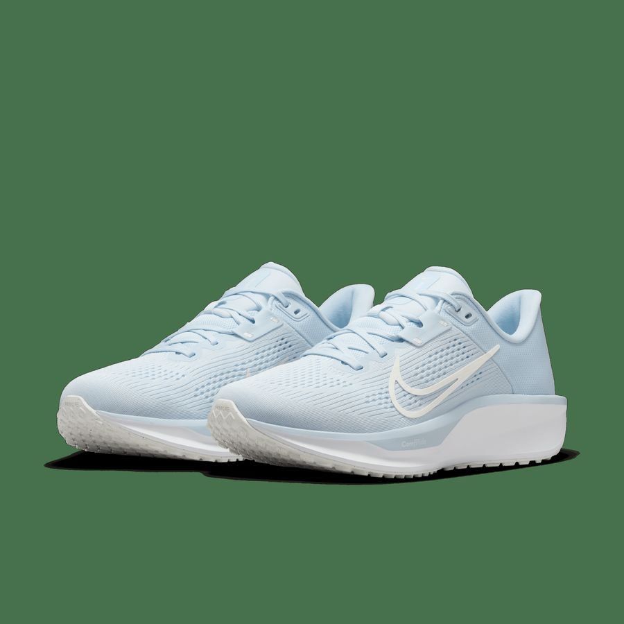 Nike Quest 6