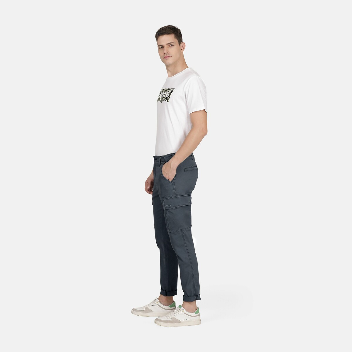 Calça chino slim cargo XX da Levi's