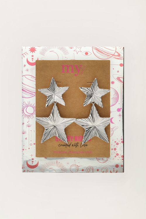 Starry oorhangers met statement sterren