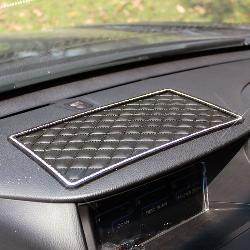 Worthbuy - Gewatteerde, versierde antislipmat voor het dashboard van uw auto