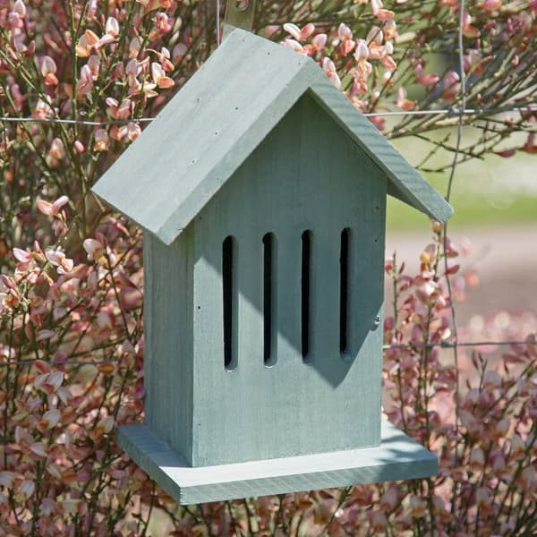 Hengende sommerfuglhus i 2 farger
