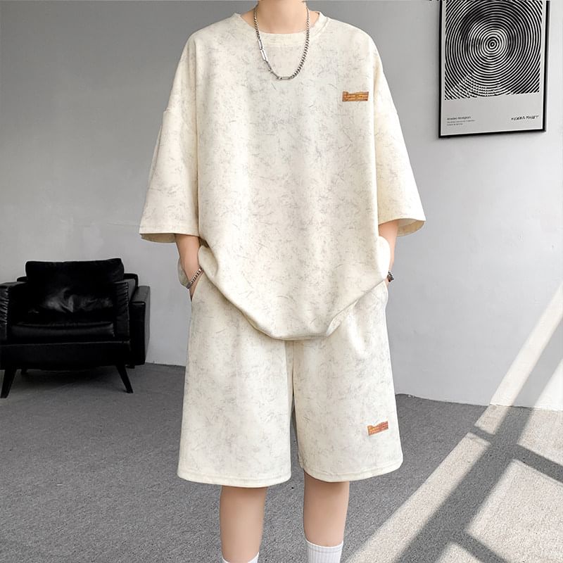 Freehop - Set: T-shirt met ronde hals en applicatie, 3/4-mouwen + shorts met elastische taille