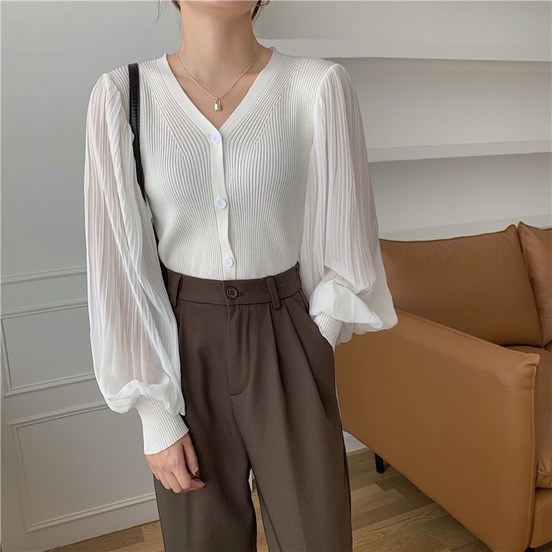 Cassidy - Geribbeld vest met ballonmouwen en V-hals, effen paneel