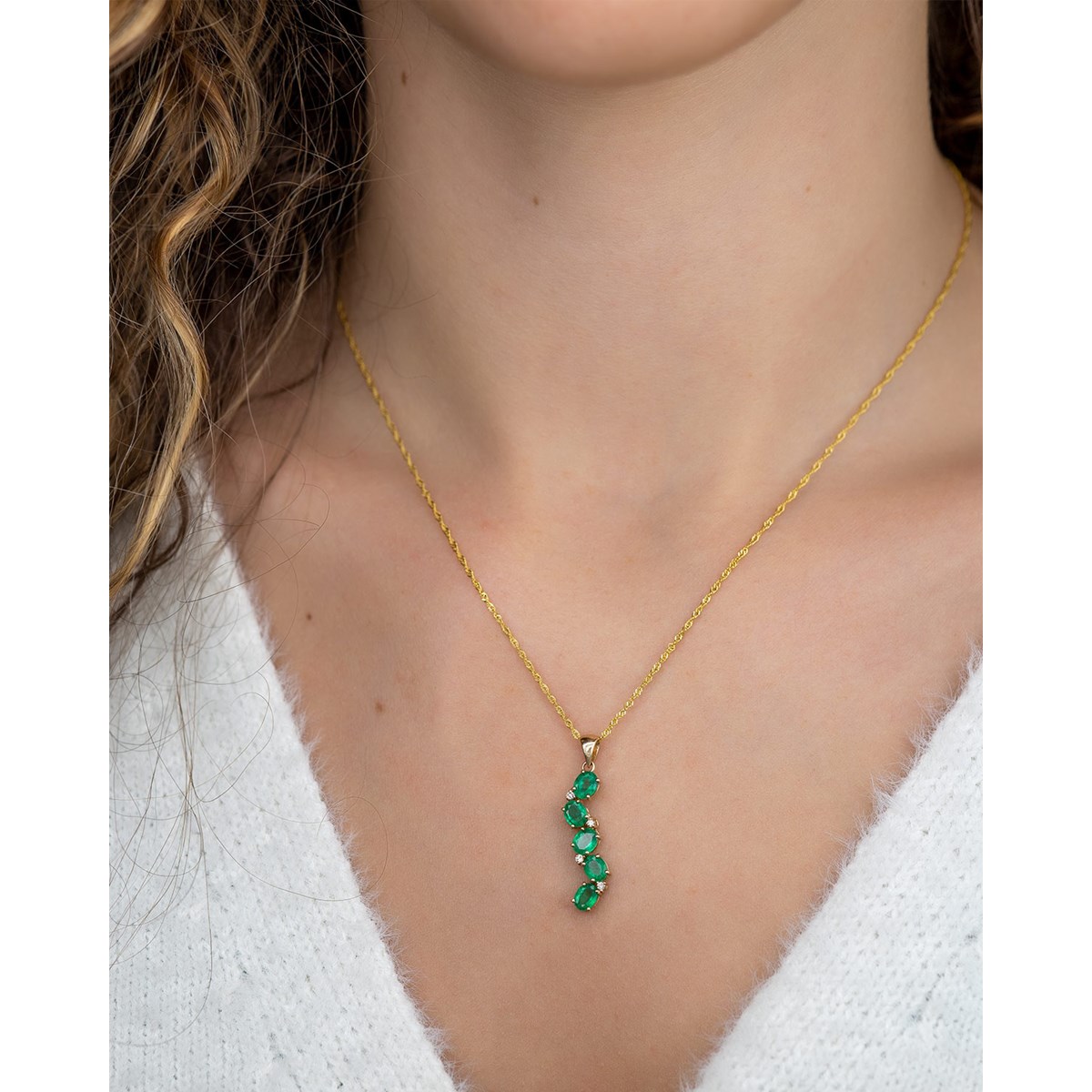 Collier Pendentif ADEN Or 585 Jaune Emeraude et Diamants Chaine Or incluse 1.78grs