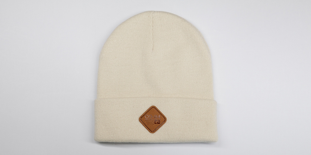 chillouts Beanie »Nicki Hat«, mit stilvollem Logo-Emblem