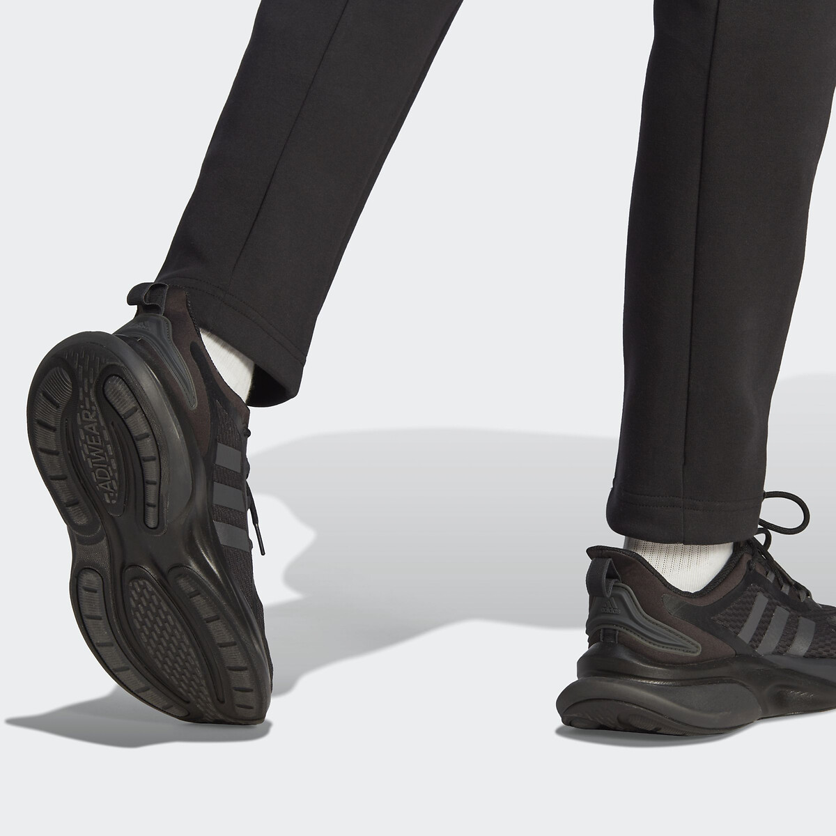 ROUPAS ESPORTIVAS ADIDAS<br>Broek Future Icons Badge of Sport