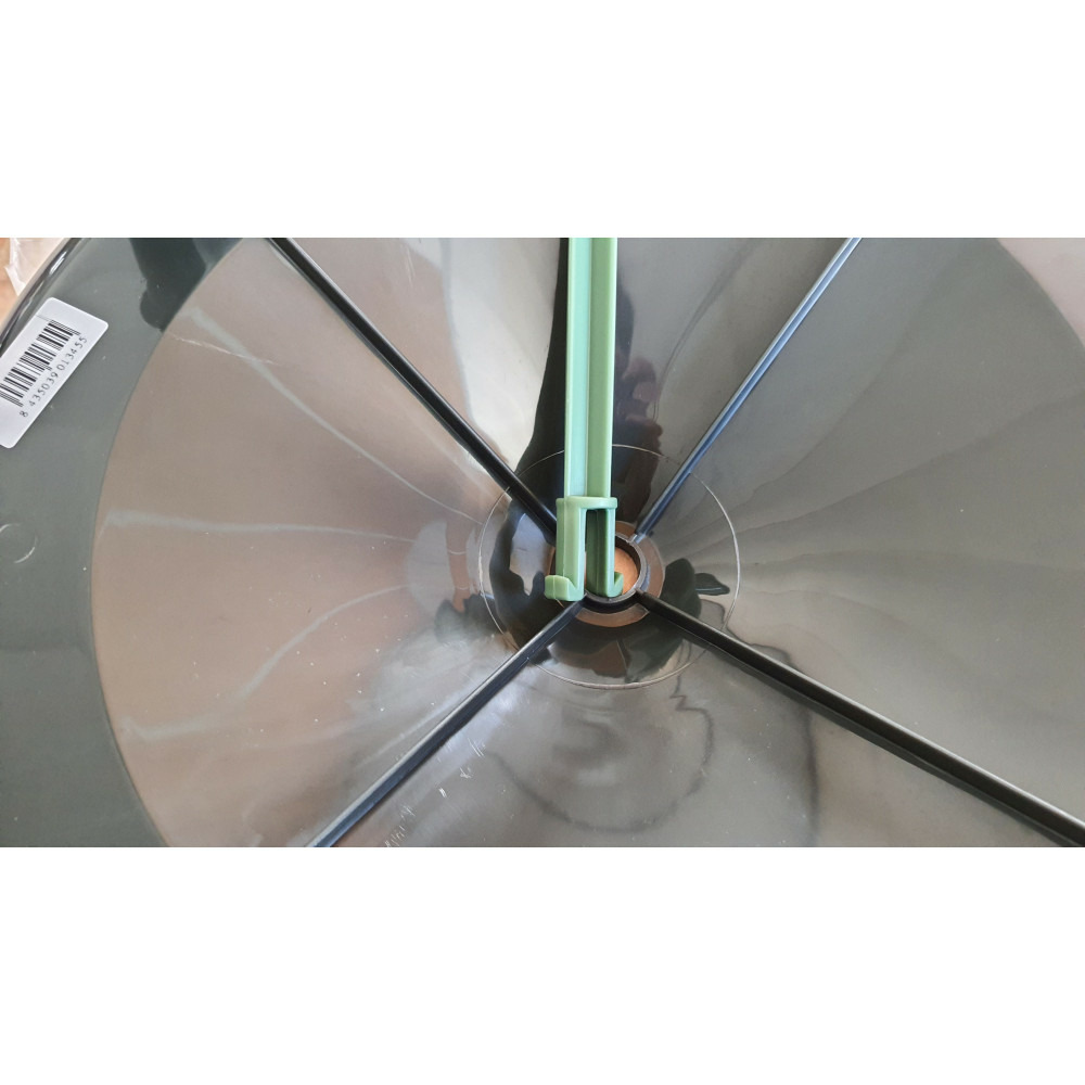 Mangeoire plastique recyclé sur pieds 8 kg couleur aléatoire pour volailles