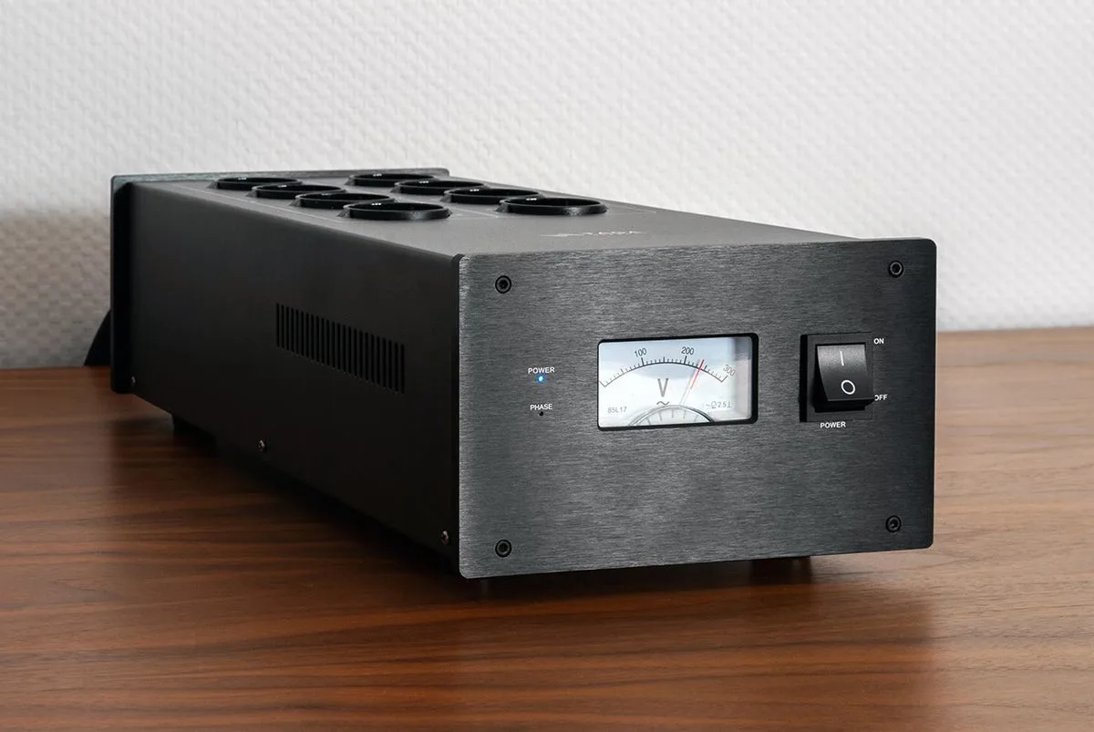 Taga Harmony PC-5000 Conditionneurs secteur