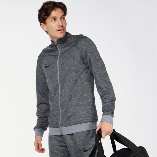 Academia Nike