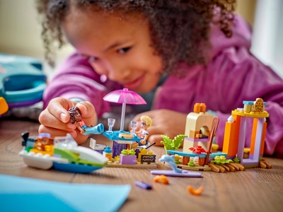 LEGO Creatieve strandkoffer (42672)