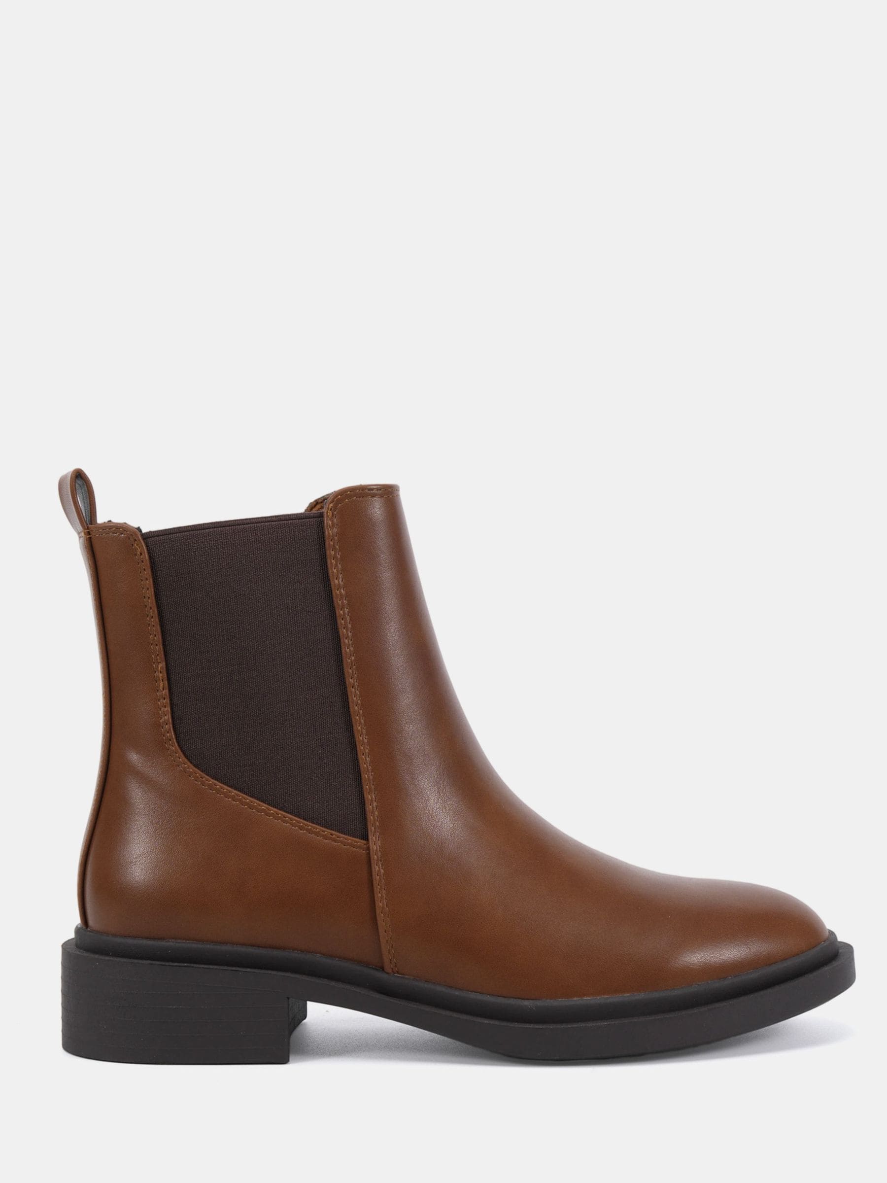 Bruin - Novo Dottie Flat Chelsea Ankle Boots