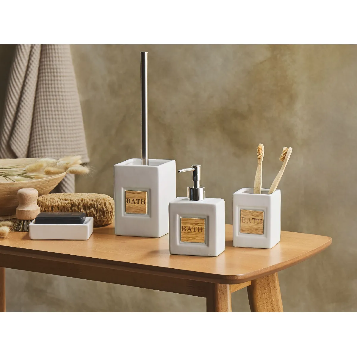 Beliani Set de salle de bain KOUROU - Beige