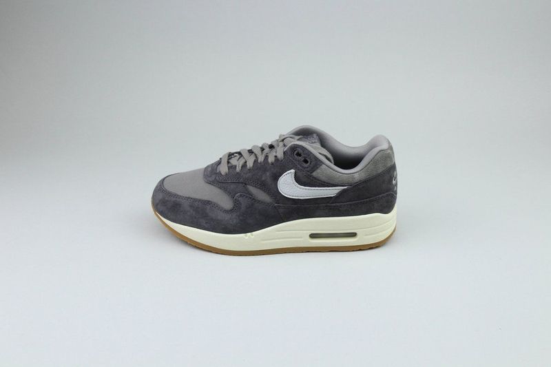 Nike - Air Max 1 Crepe - Sneakers - Grijs - Suède en Leer
