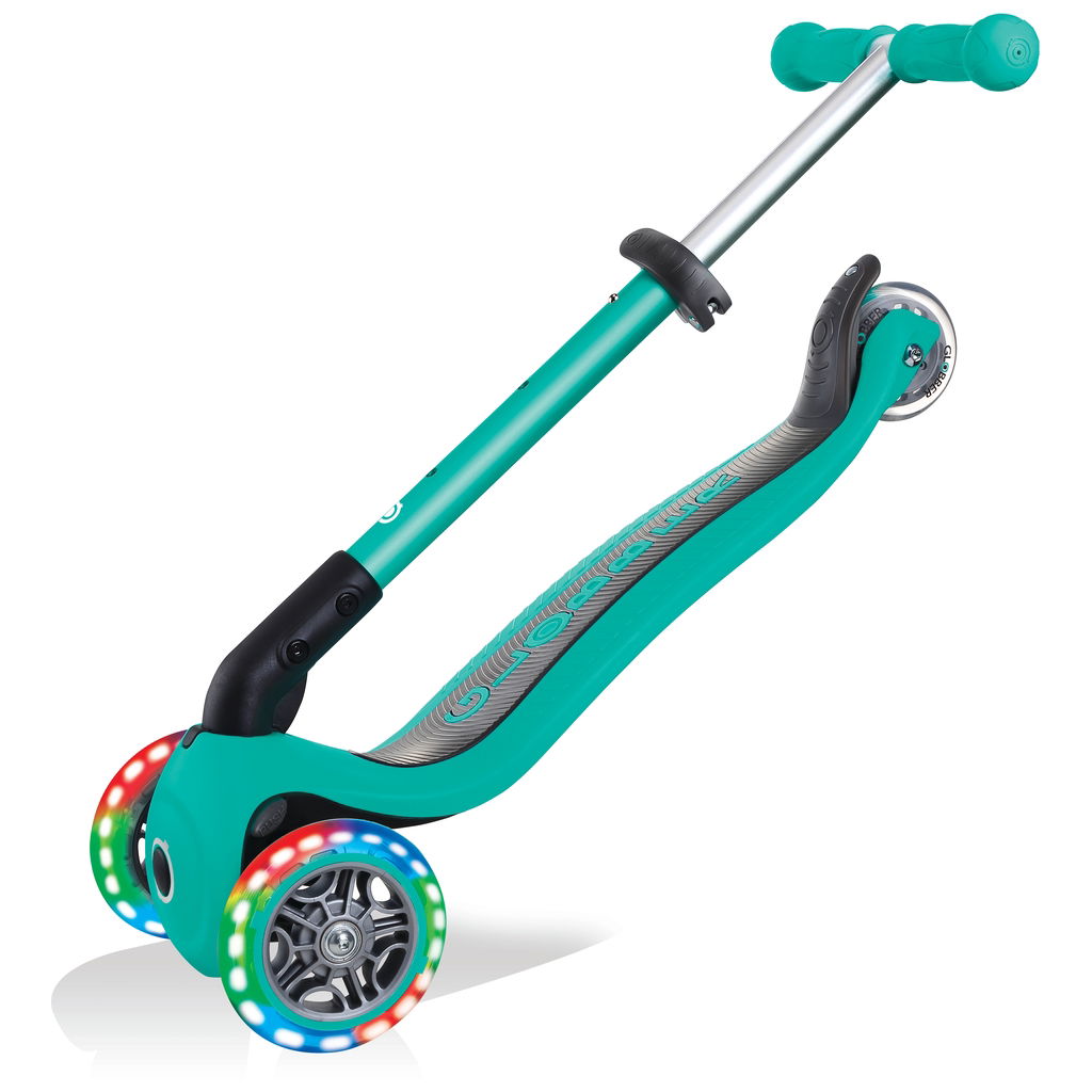 GlobberGlobber   Junior Foldable Lights Scooter emerald