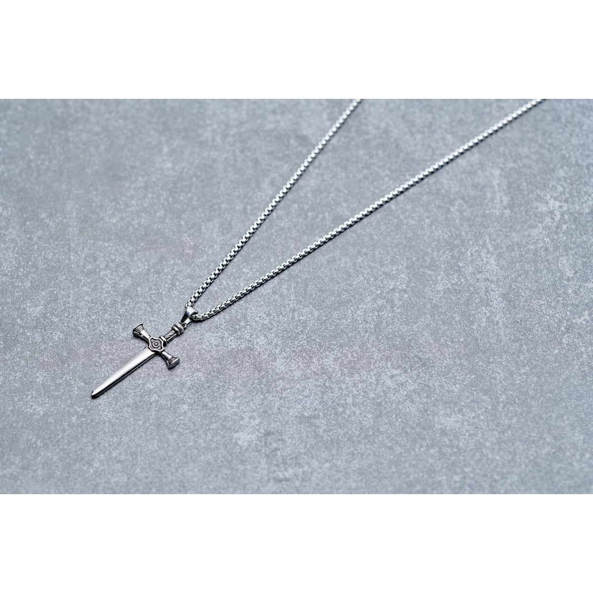 Collier mono-motif Jules en Acier