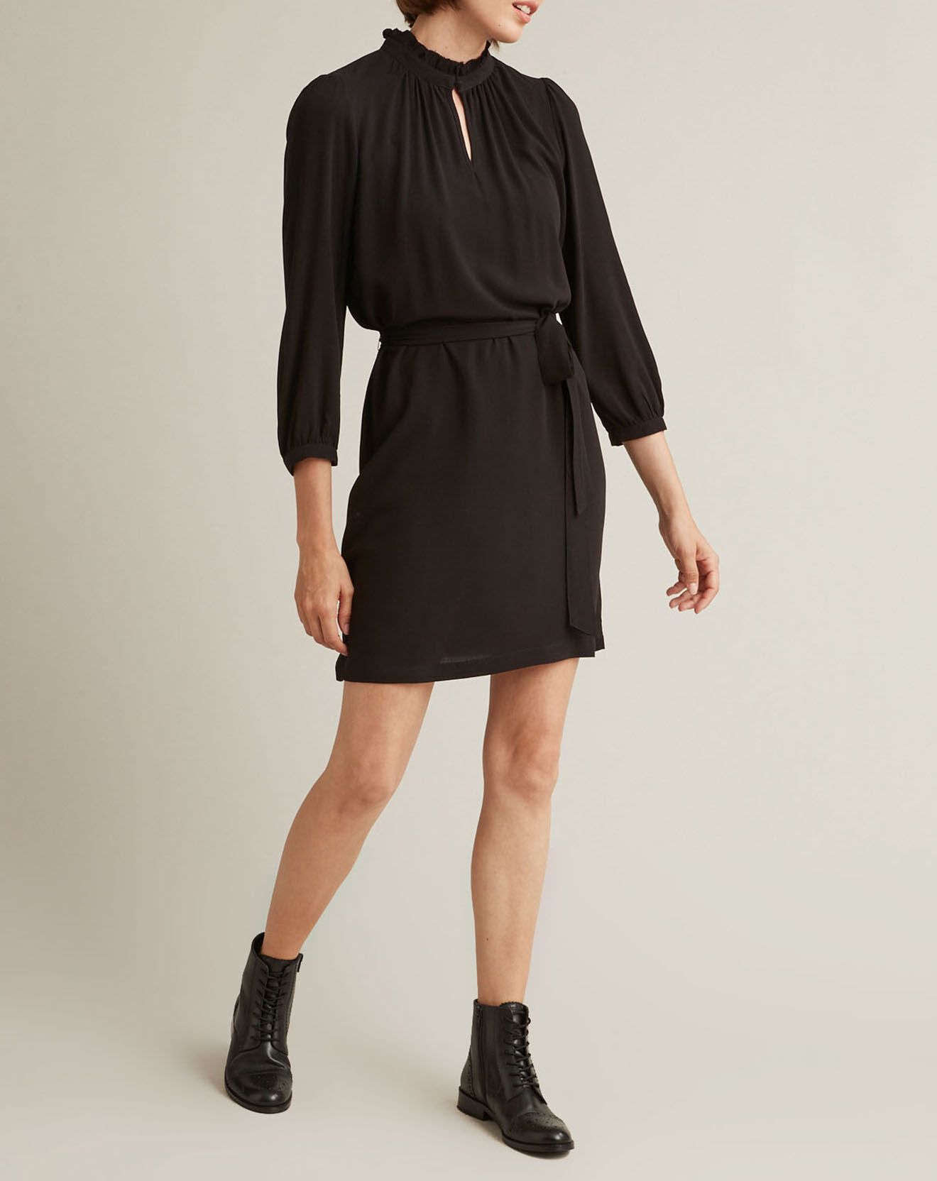 Cyrillus Robe courte col victorien noir foncé