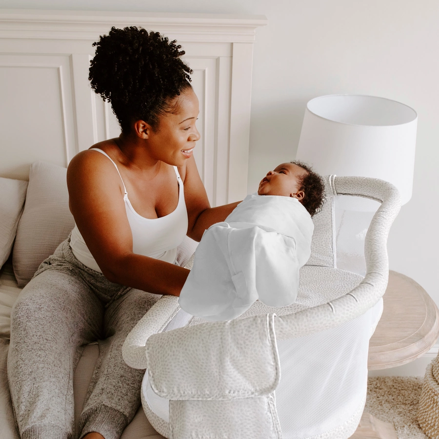 HALO® BassiNest® 360° Schwenkbares Beistellbett Premiere Series Pebble
