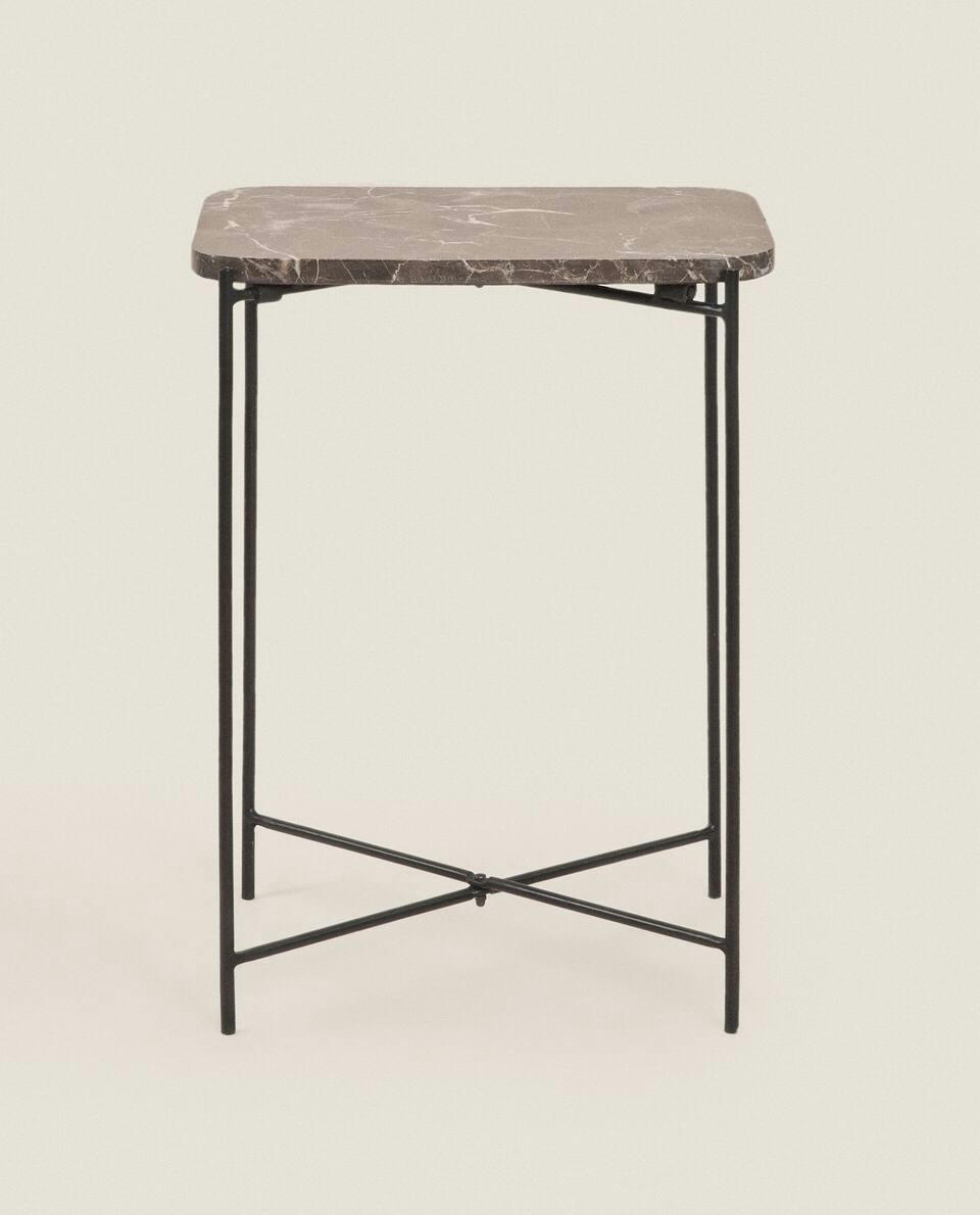 MESA LATERAL DE MÁRMORE