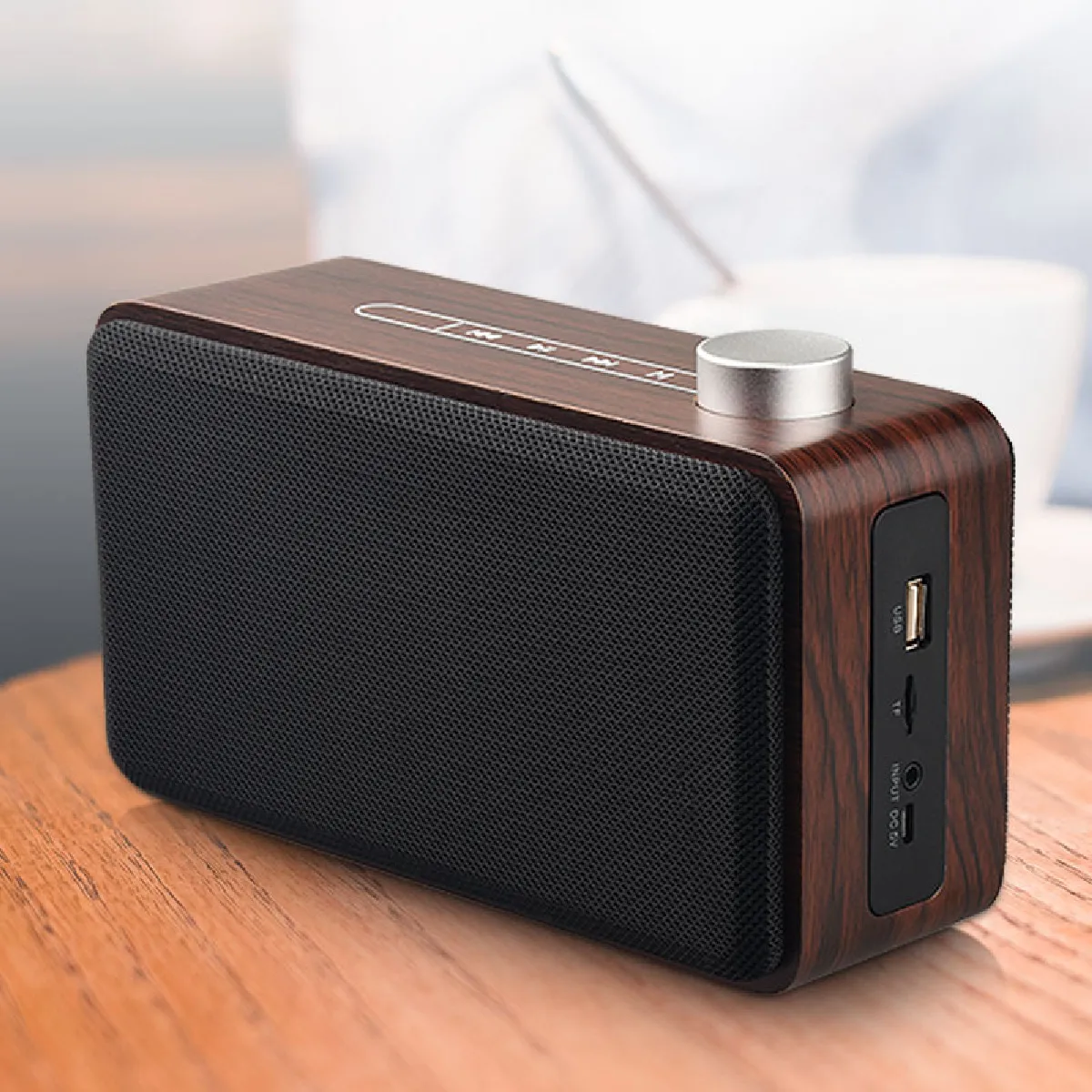 Universal Haut-parleur Bluetooth en bois de noyer