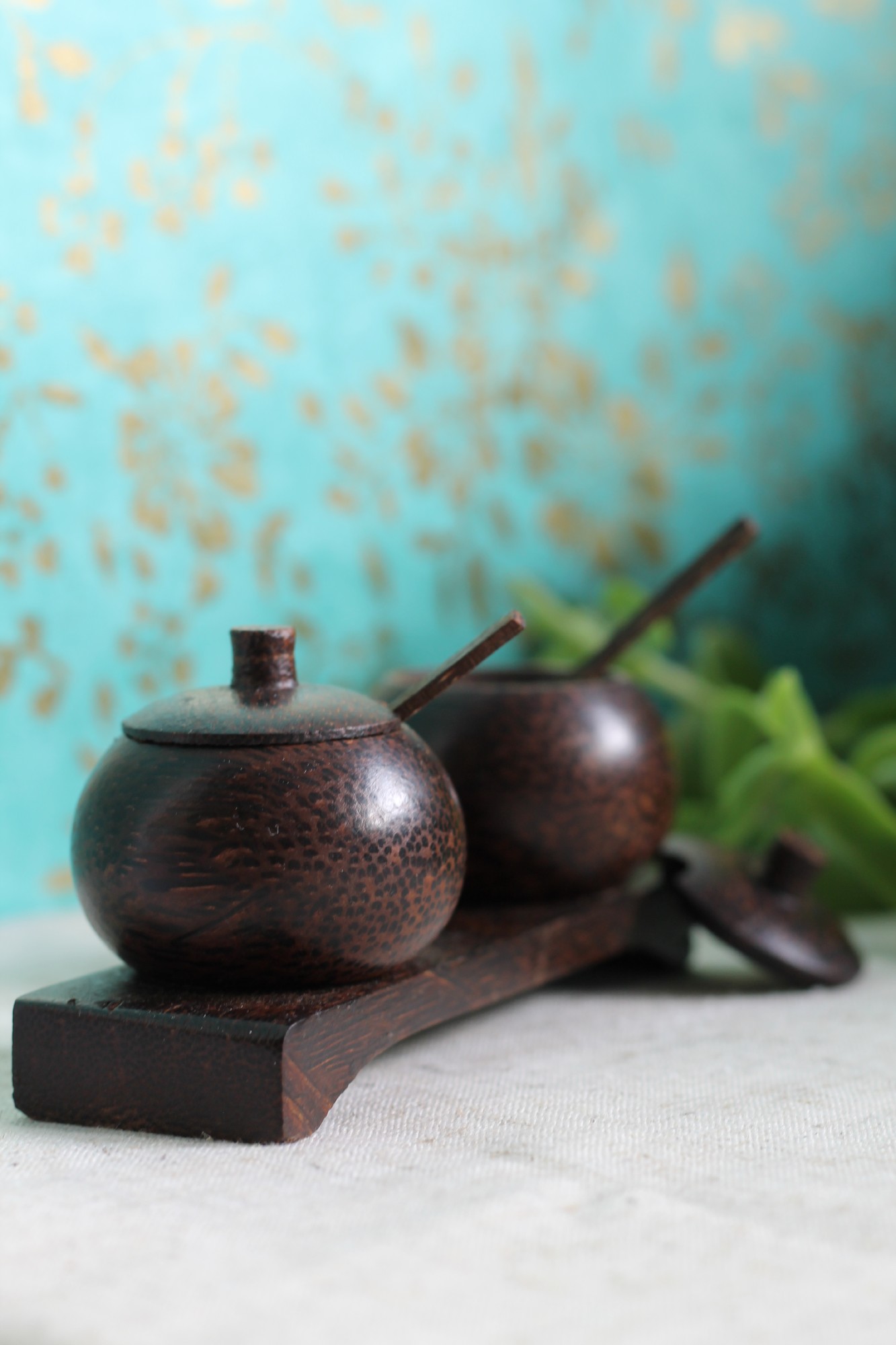 Gewürzbehälter-Duo aus Palmenholz, braun, B 15 cm, L 6 cm, H 7 cm zu 12,50