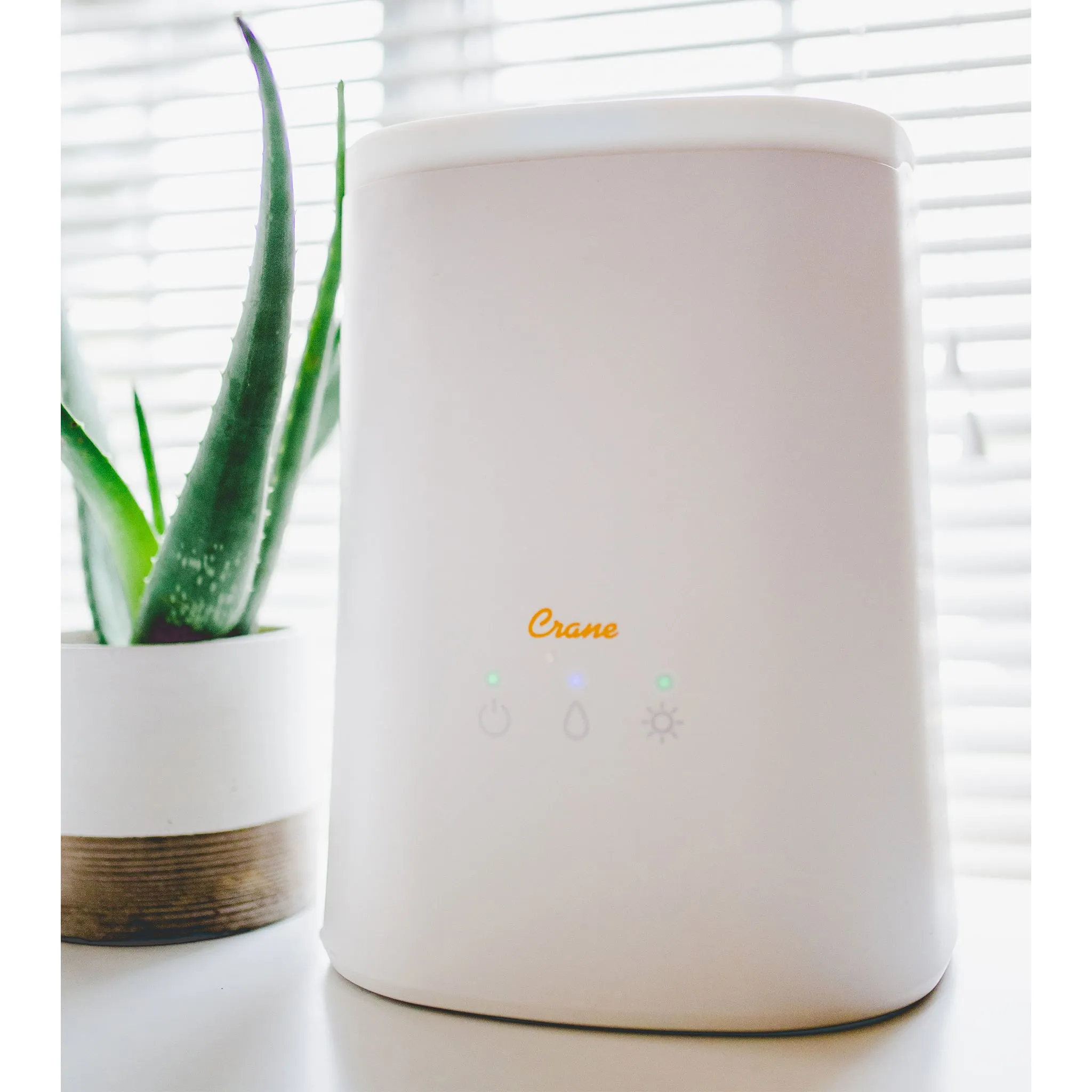 Crane Humidificateur Ultrasonique à Vapeur Froide avec diffuseur d’arômes (1,2 gal.)