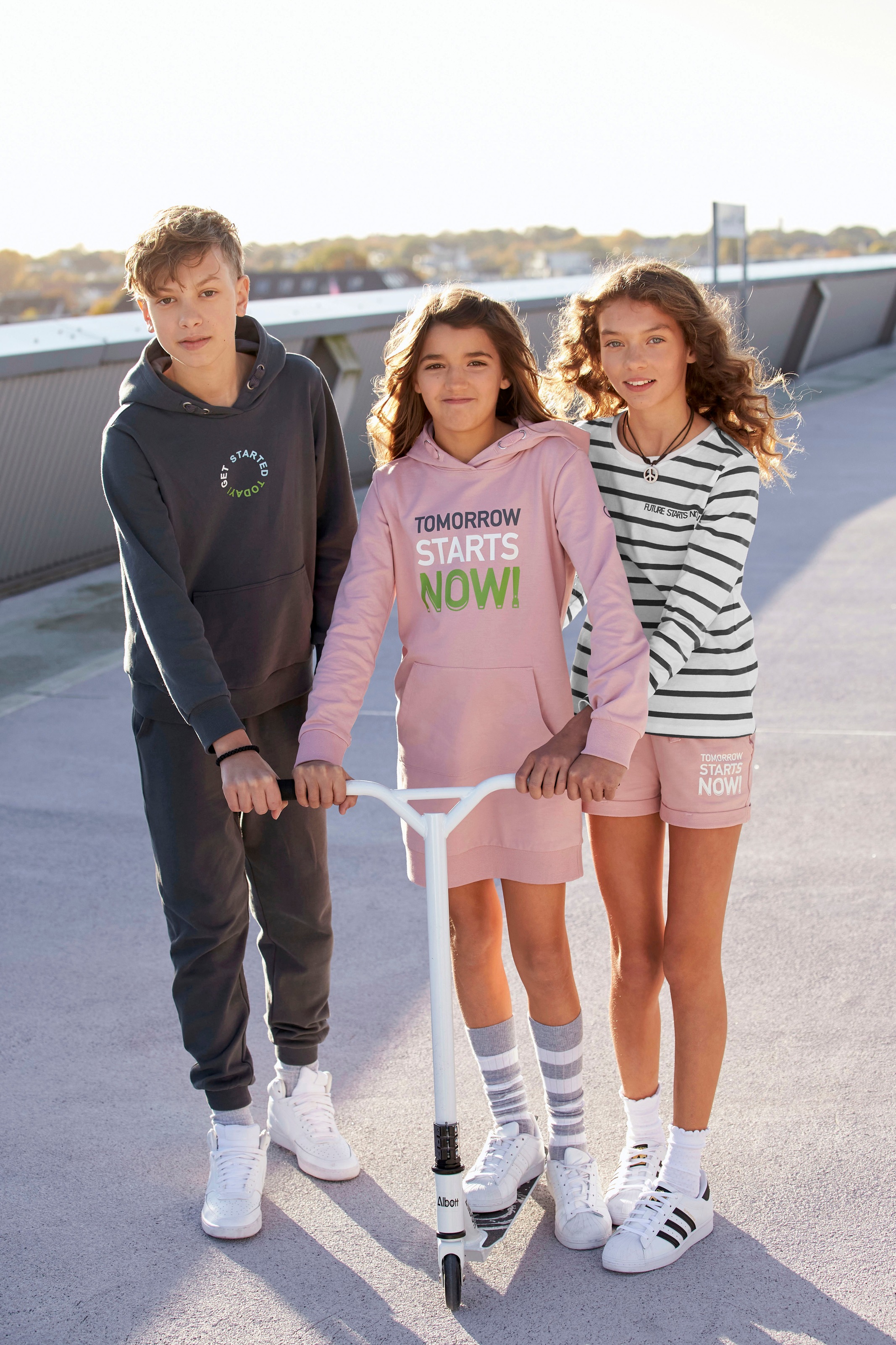 KIDSWORLD Langarmshirt »Future starts now!«, langärmlig,  Basic-Passform