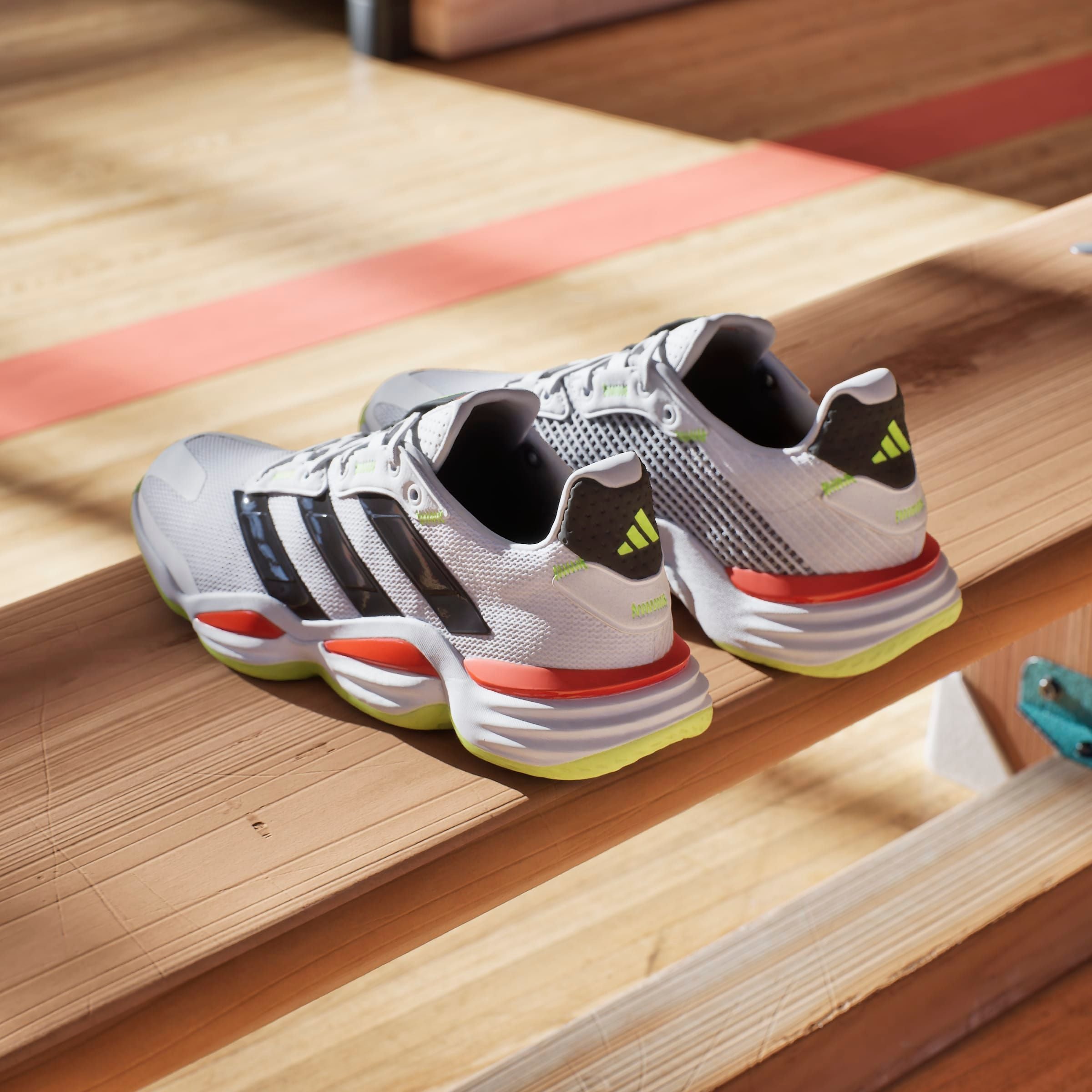 adidas Performance Hallenschuh »STABIL 16 INDOOR«