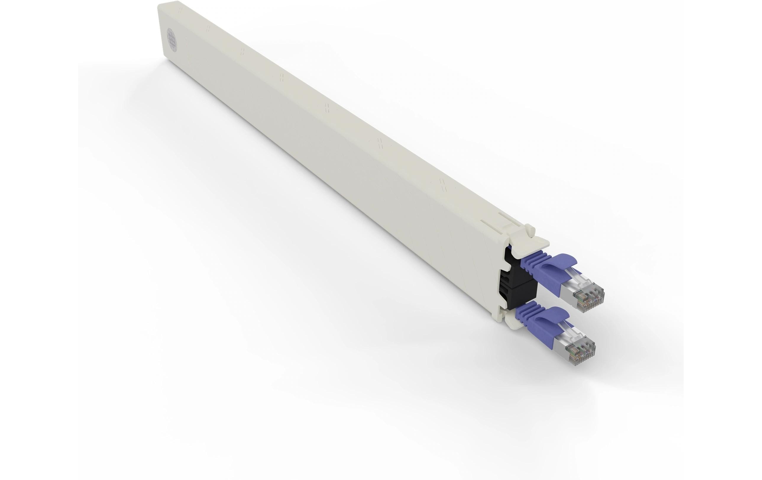 patchbox.one / Cassette / 8RU / Cat 6A, STP, 0.8 m, ViolettAll-in-One Lösung für Ordnung im Netzwerkschrank