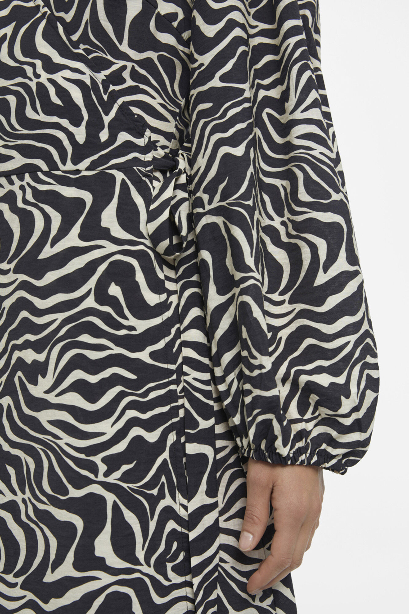 Vestido midi envelope - Preto