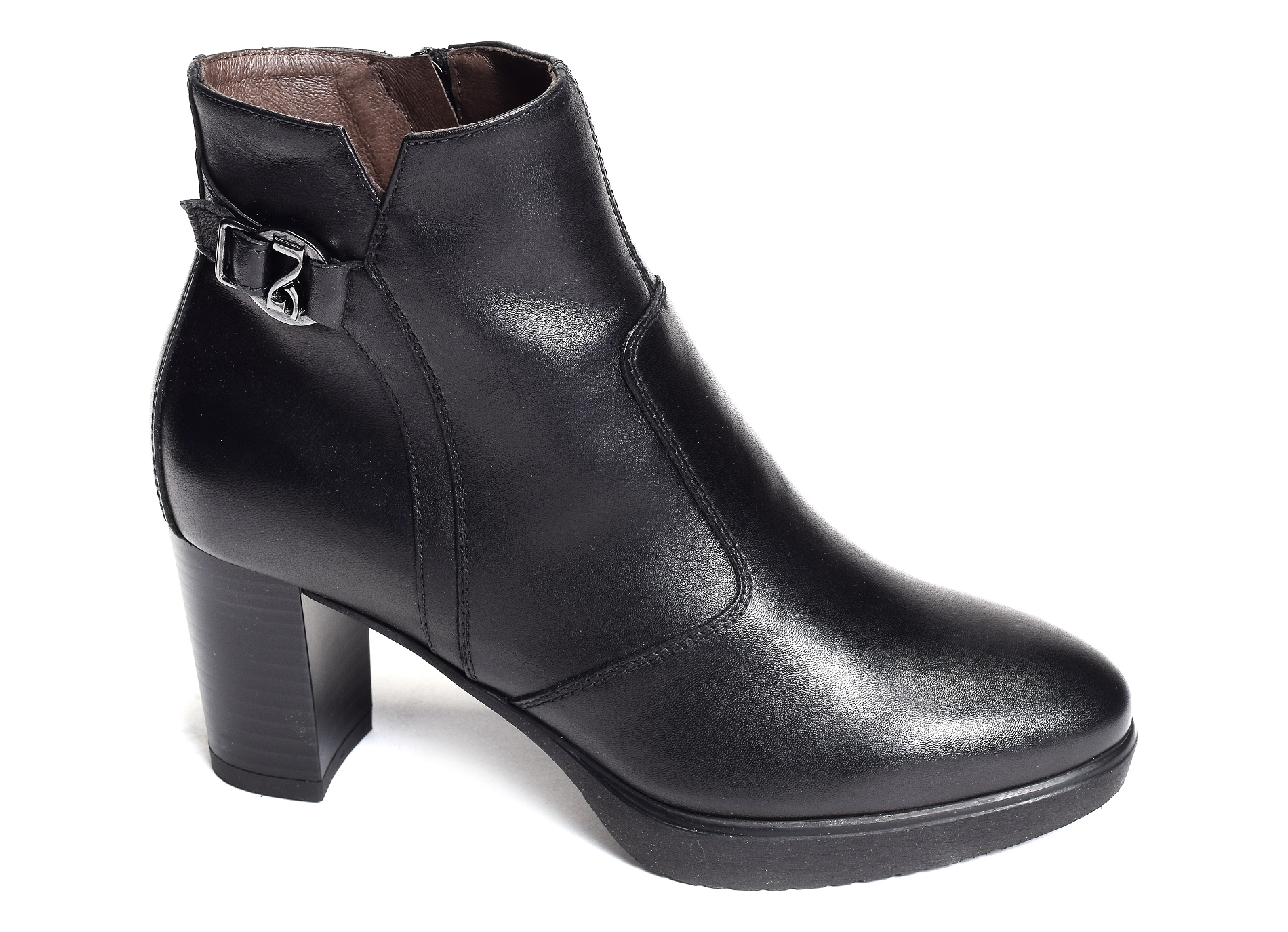 08241 noir