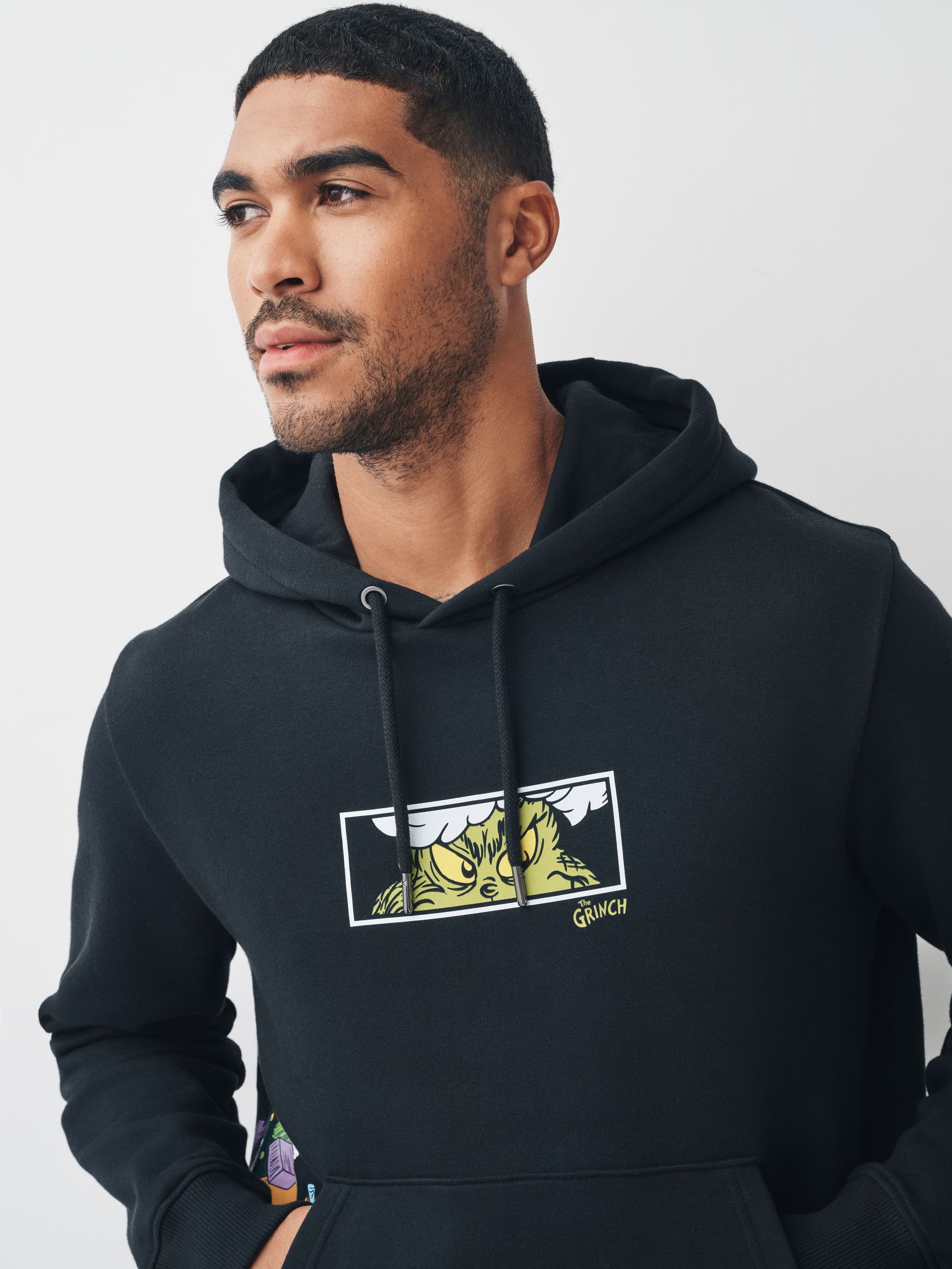 Zwart - Overhead Hoodie met Grinch Kerstmisafbeelding