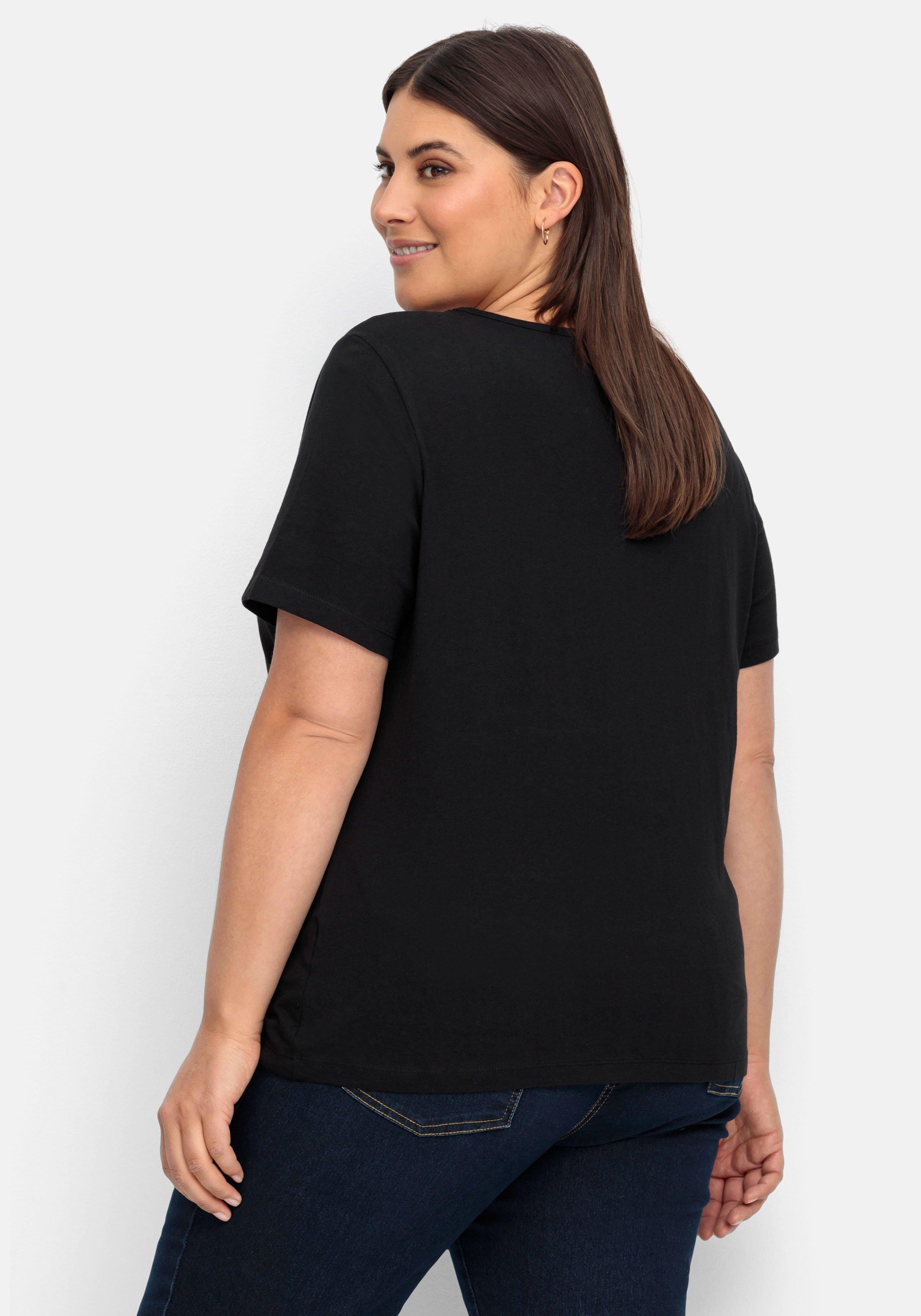 Shirt mit Blumenmuster aus Ziersteinchen vorn