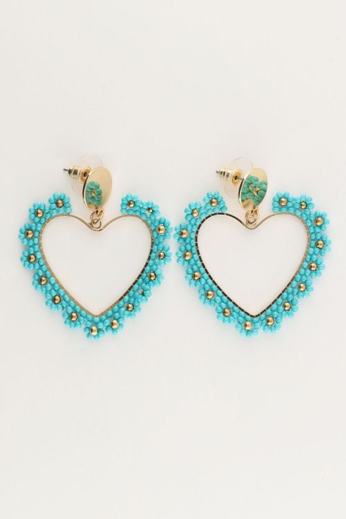 Statement oorbellen met blauw bloemetjes hart