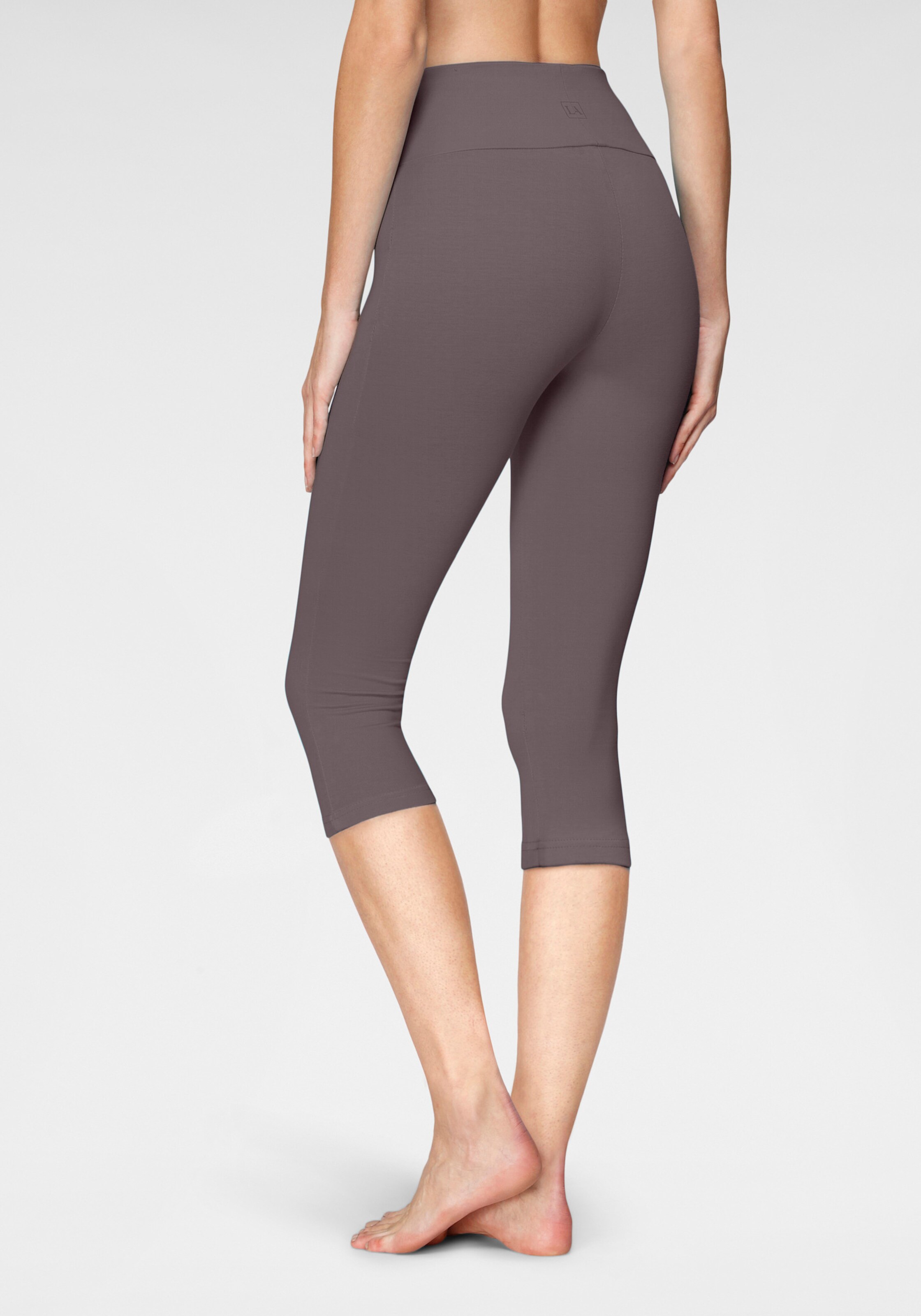 LASCANA Caprileggings in taupe