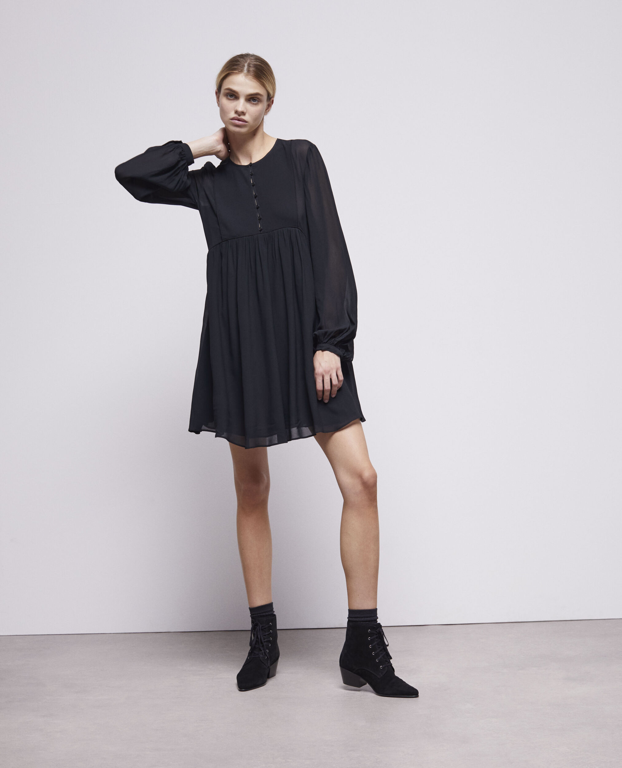 Robe courte noire