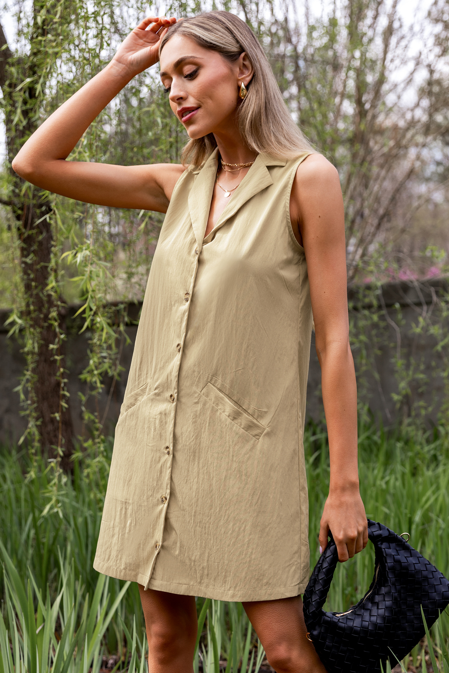 Robe chemise mini à boutons sur le devant kaki