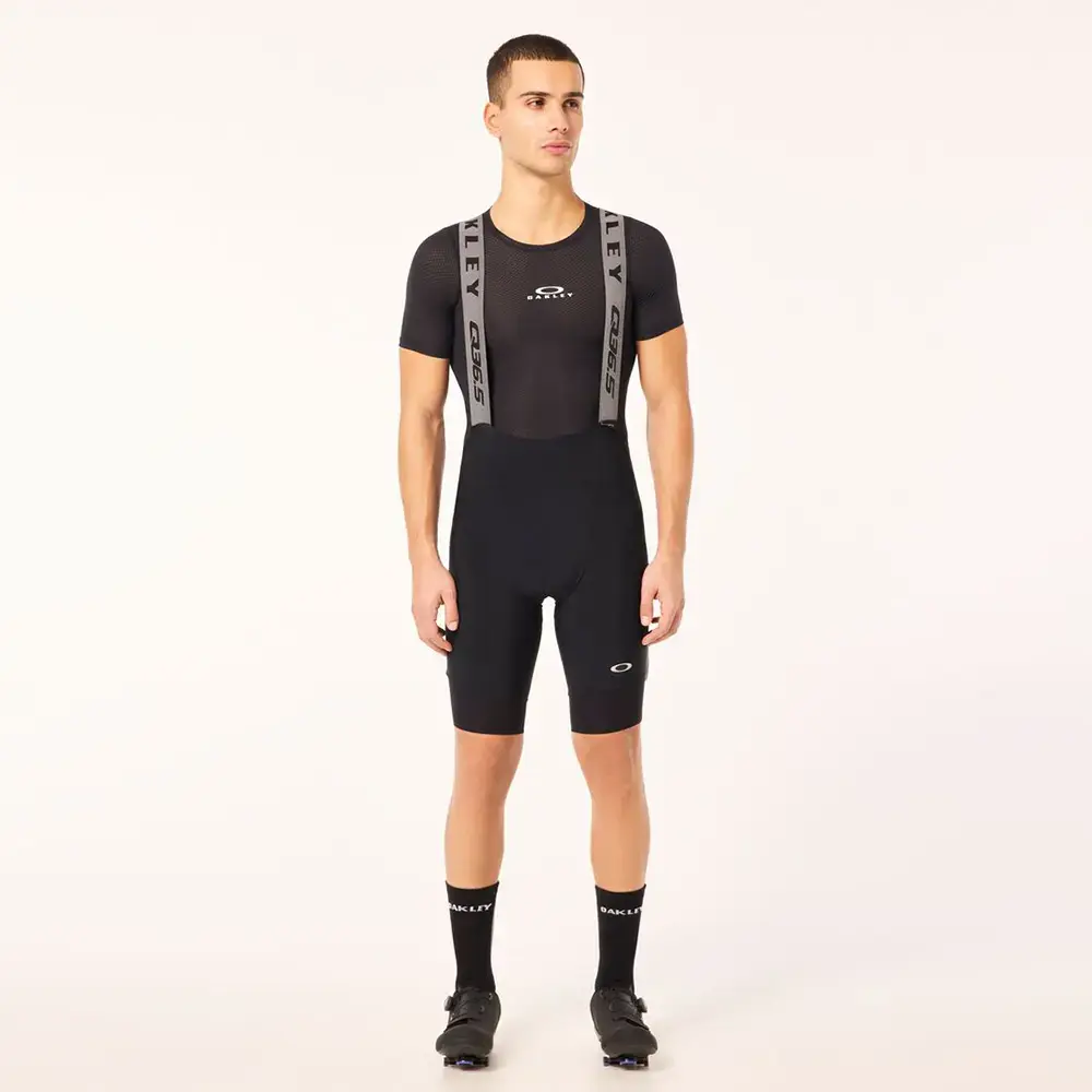 Q36.5 x Oakley Gridskin Fietsbroek Kort Zwart Heren