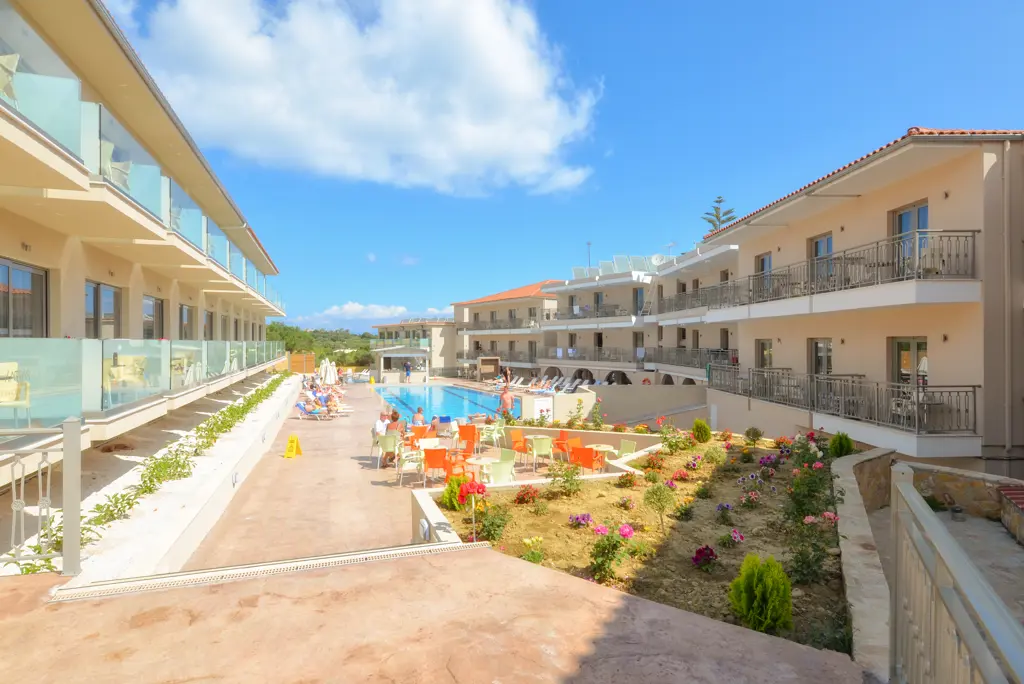 Karras Grande Resort Logies en ontbijt - Hotel