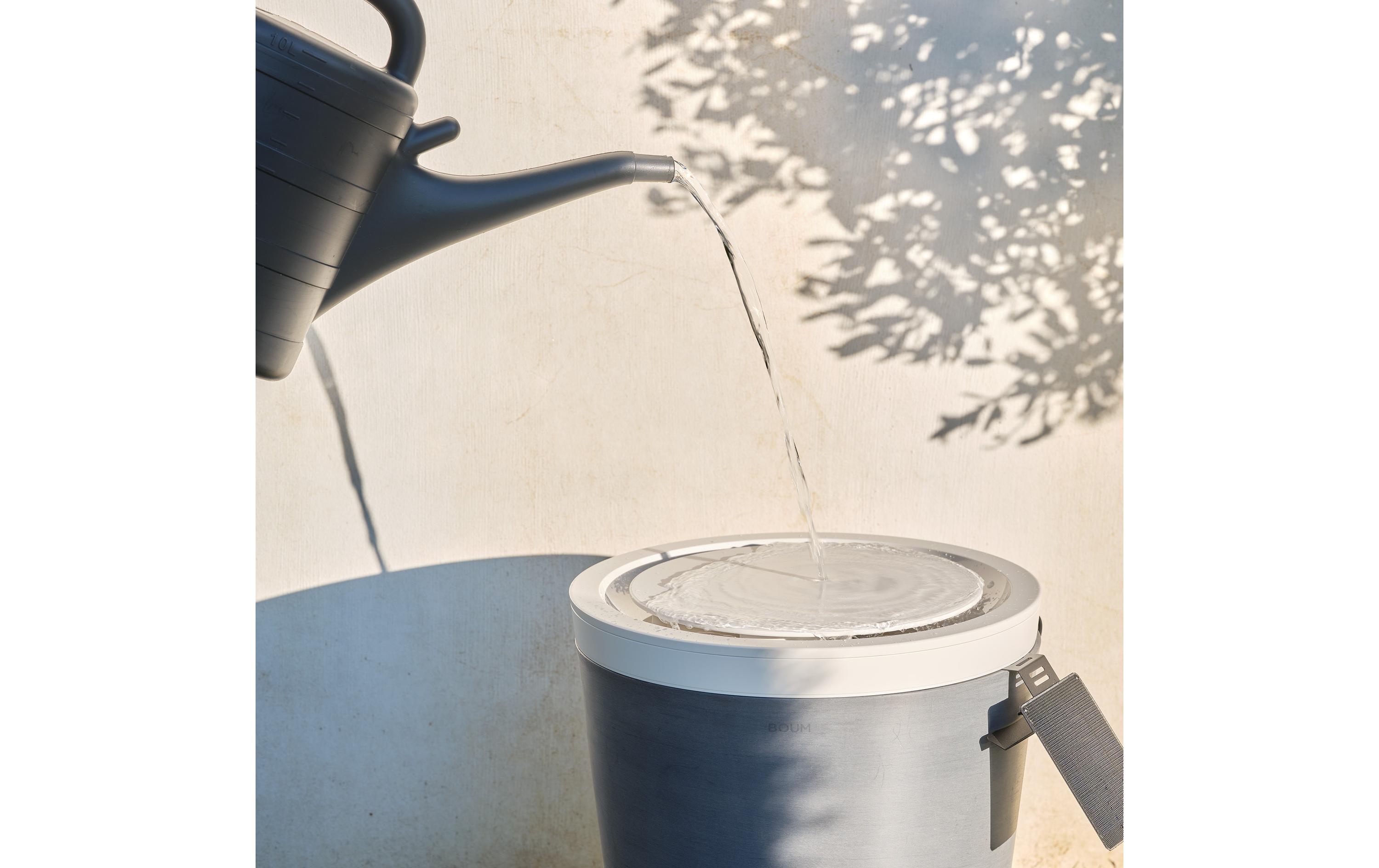3 Steuerung und Wassertank Weiss<br>35 l Wassertank mit solarbetriebener intelligenter Steuerung