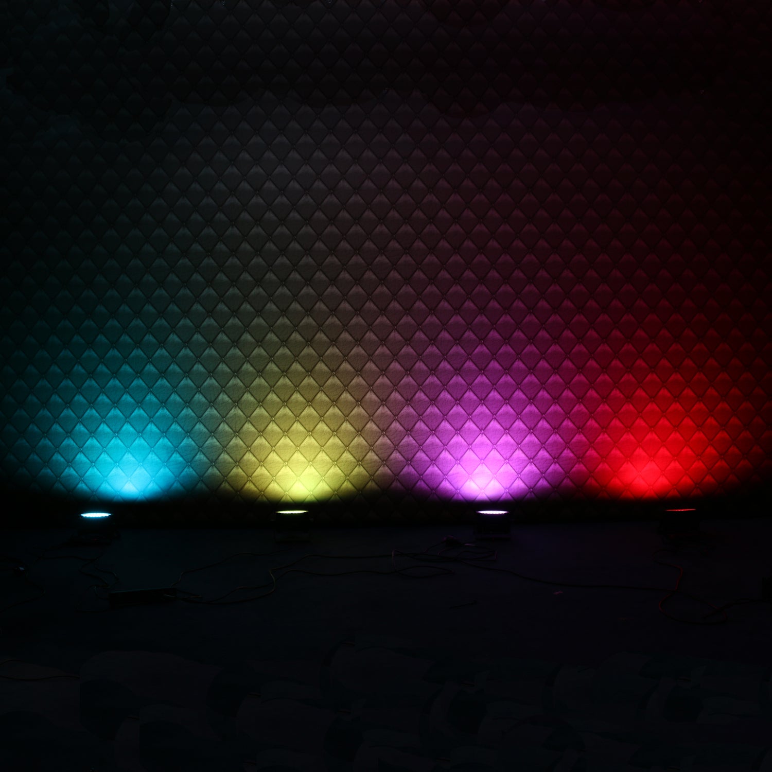Ayra 4x ComPar 2 LED par set met 3x XLR-kabel (5m)