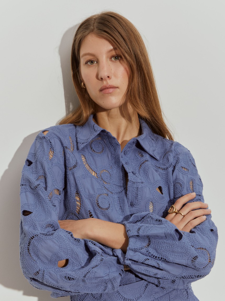Camisa bordado inglês com mangas balão