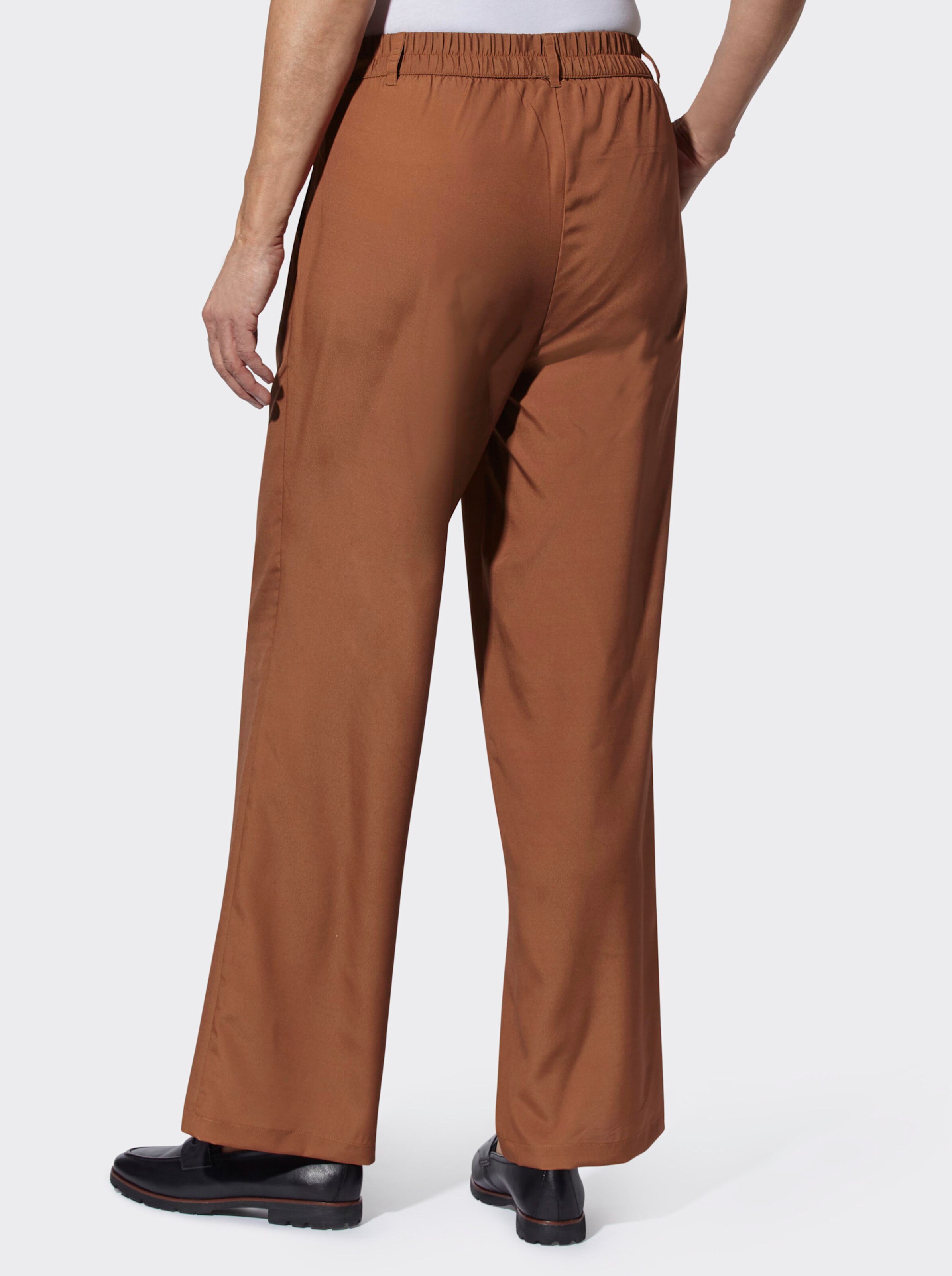 Hose in weiter Form