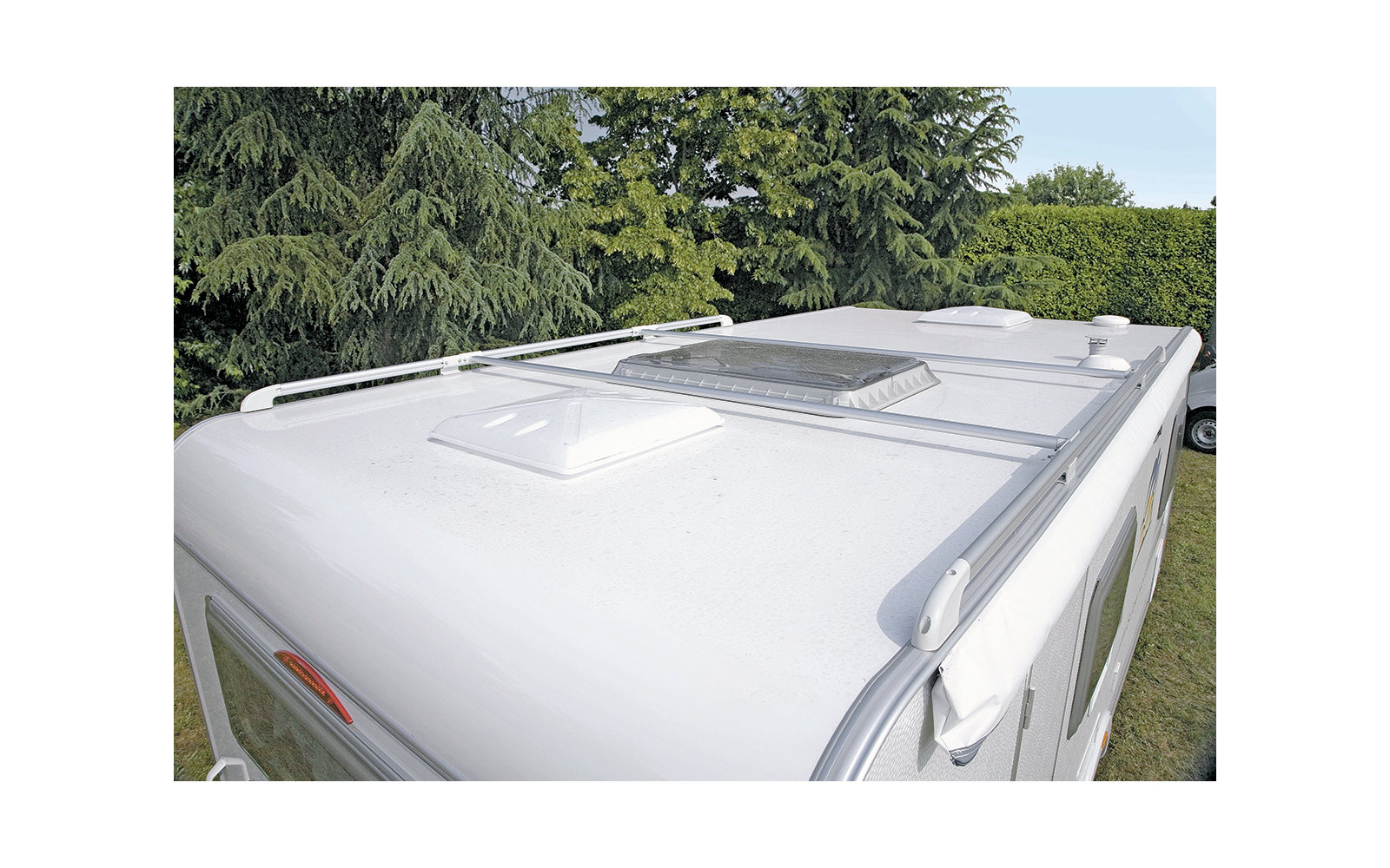 Fiamma Roof Rail Dachreling