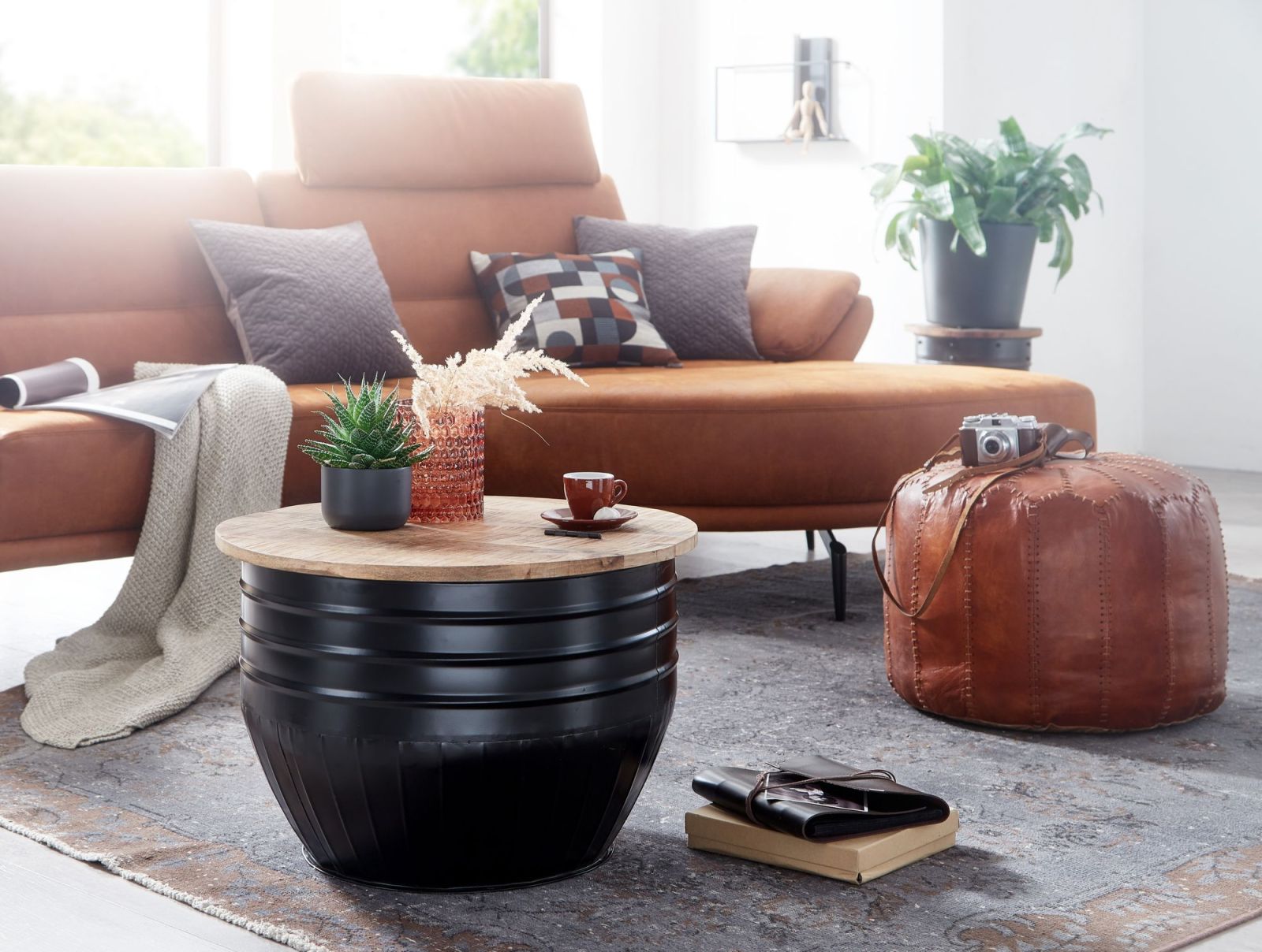 Couchtisch - schwarz-holzfarben - Mango massiv - Ø 60 cm