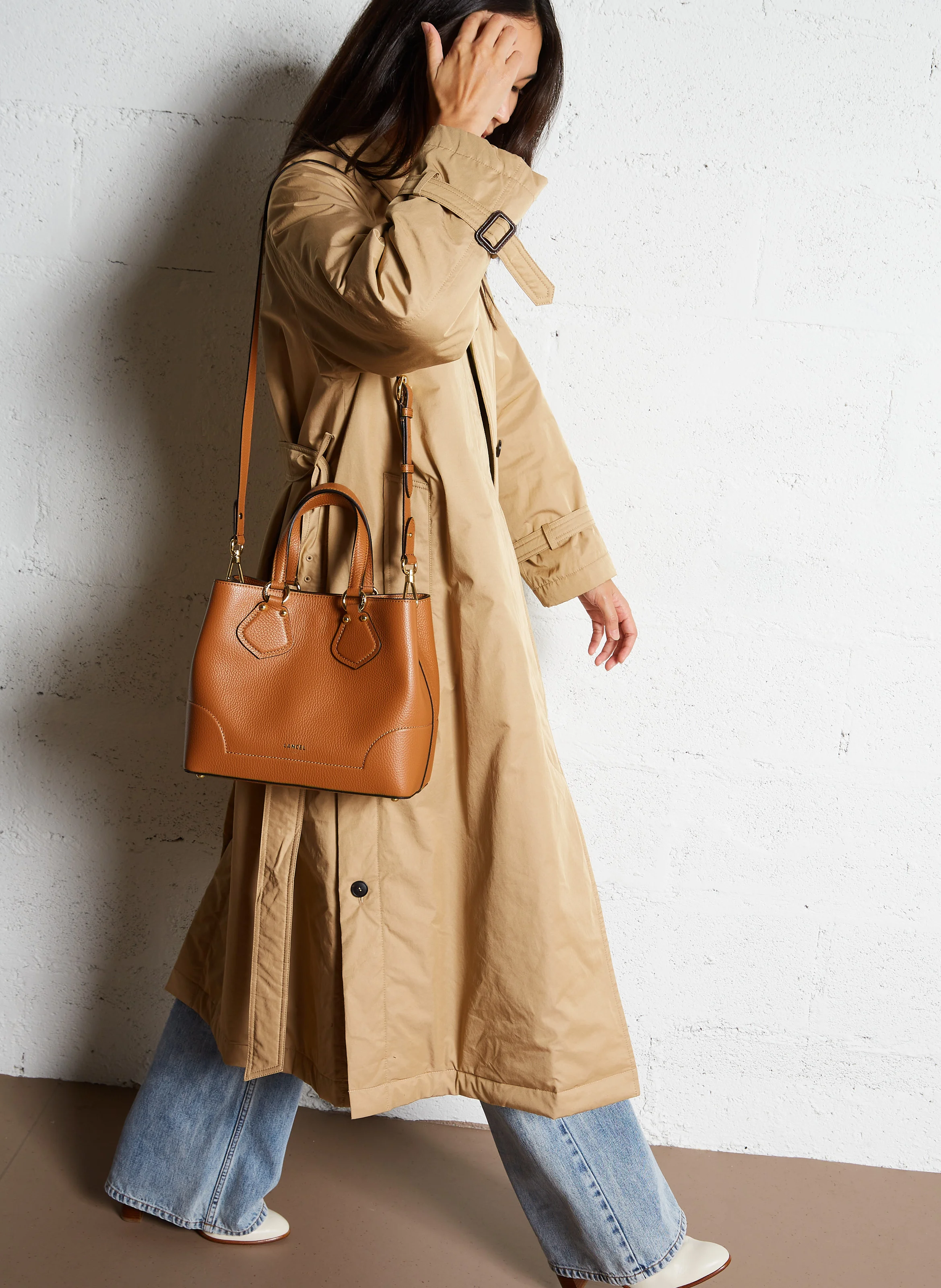 NEO IZY - Sac porté main en cuir grainé | Beige